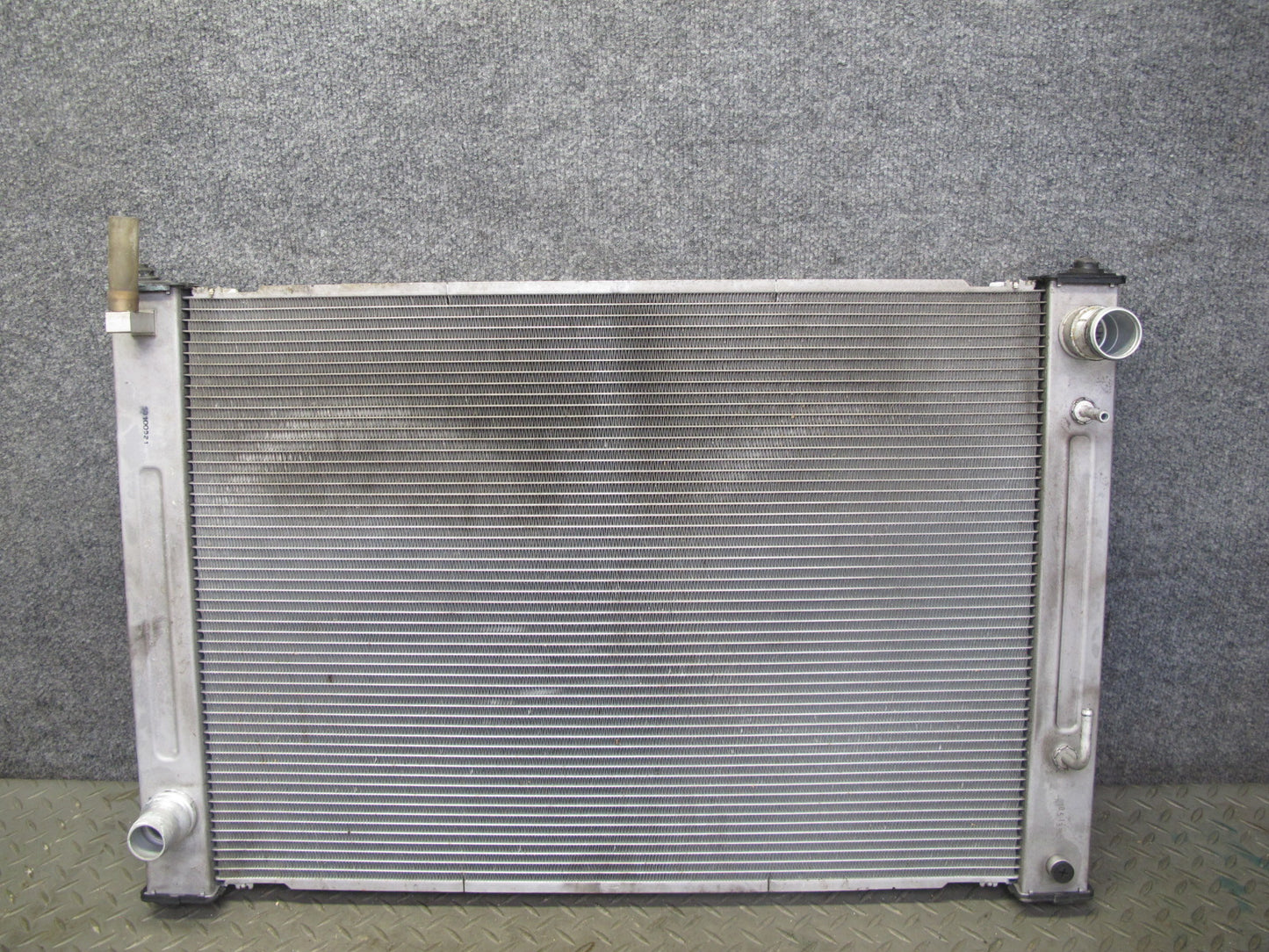 09-20 Nissan Z34 370Z A/T Engine Cooling Radiator A/C Condenser Assembly OEM