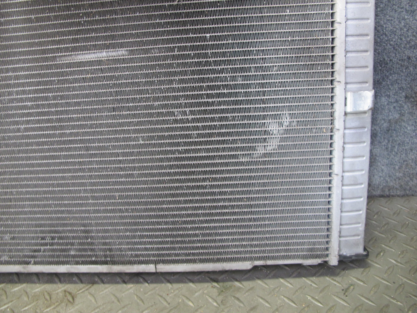 09-20 Nissan Z34 370Z A/T Engine Cooling Radiator A/C Condenser Assembly OEM