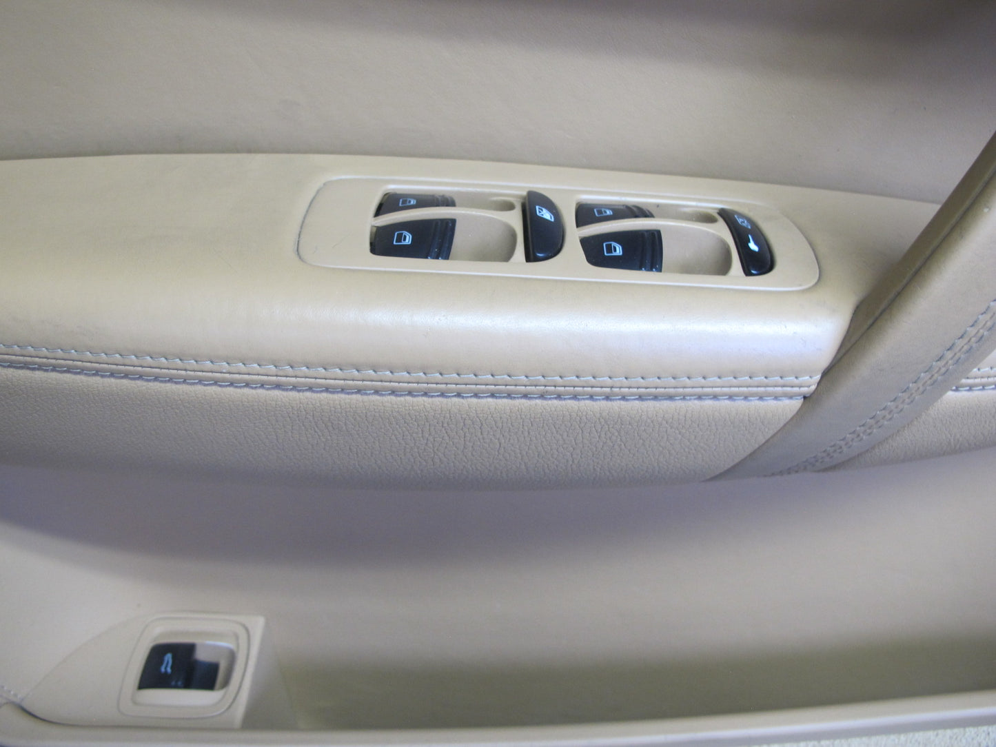 2008 Porsche Cayenne 957 Front Door Interior Trim Panel Sand Beige Set of 2
