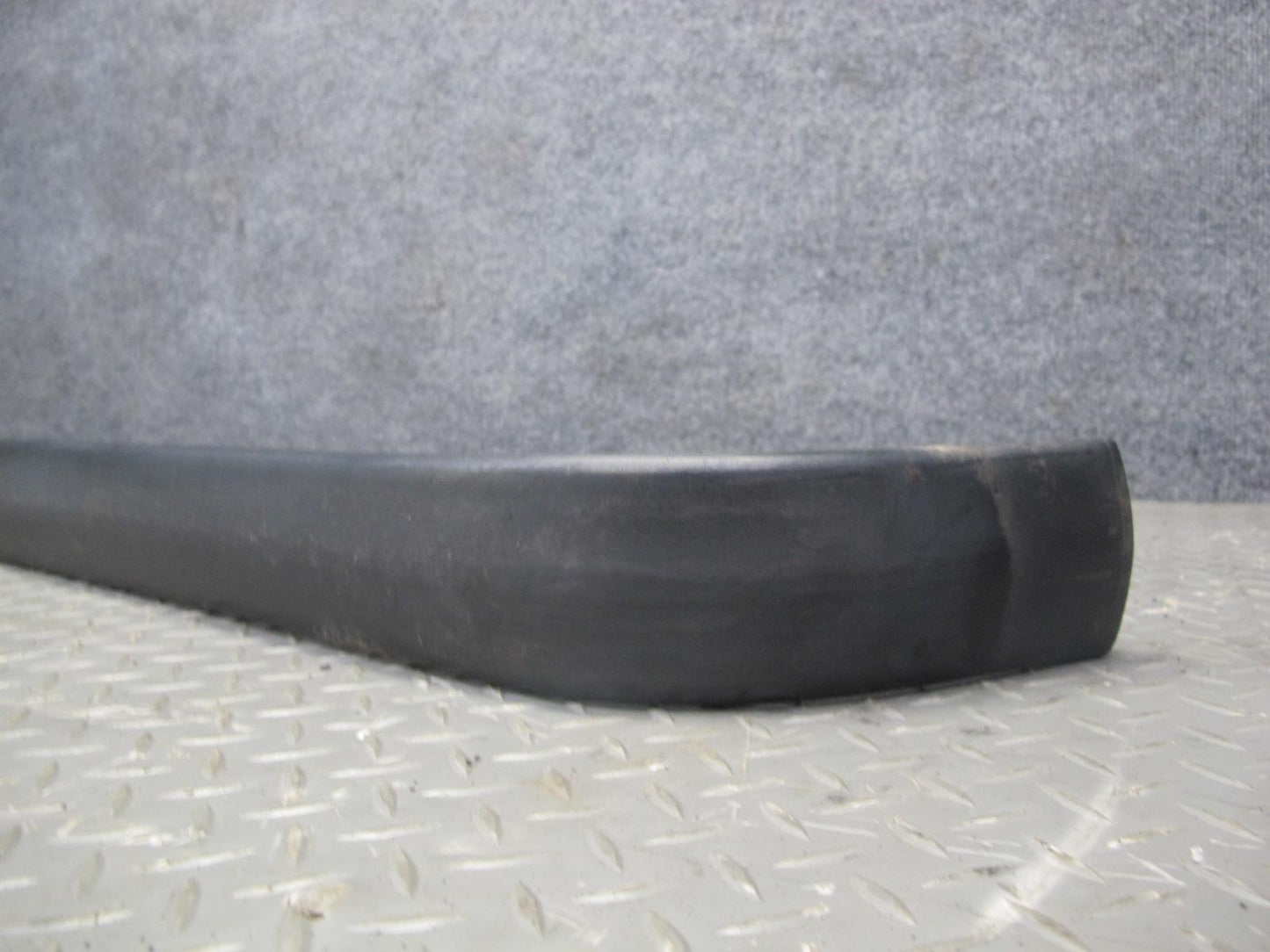 87-90 BMW E30 3-SERIES Rear Bumper Impact Rubber Strip Molding OEM