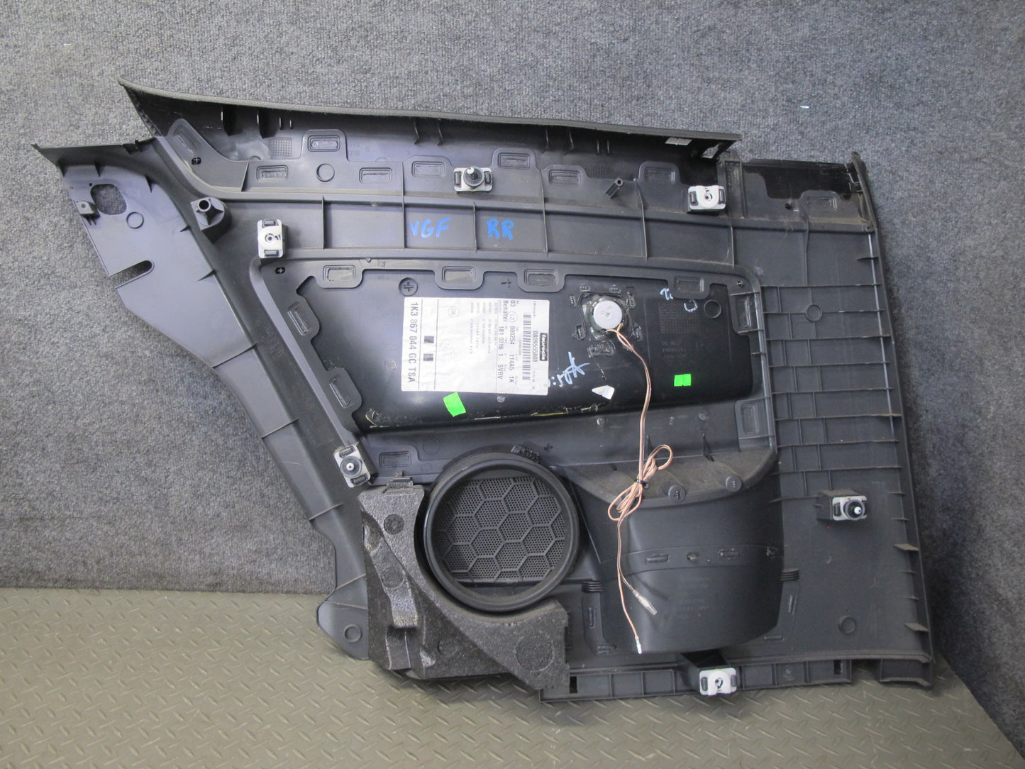 06-09 VW R32 GTI Rabbit 2-DR Rear Left Right Interior Quarter Trim Panel Set OEM