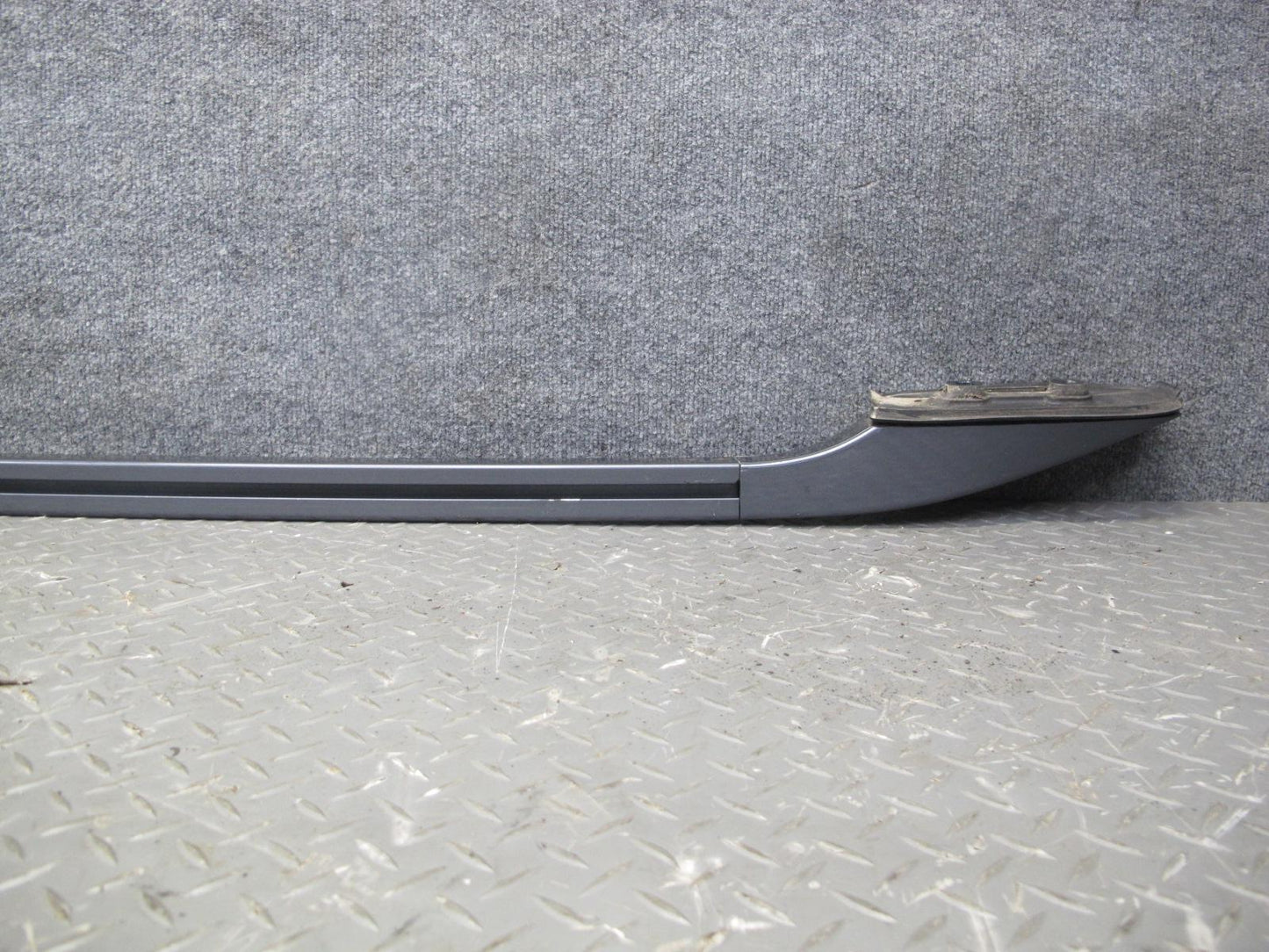 2003-2007 Lexus J100 LX470 Upper Roof Luggage Rack Bar Rail END Shell Set of 2