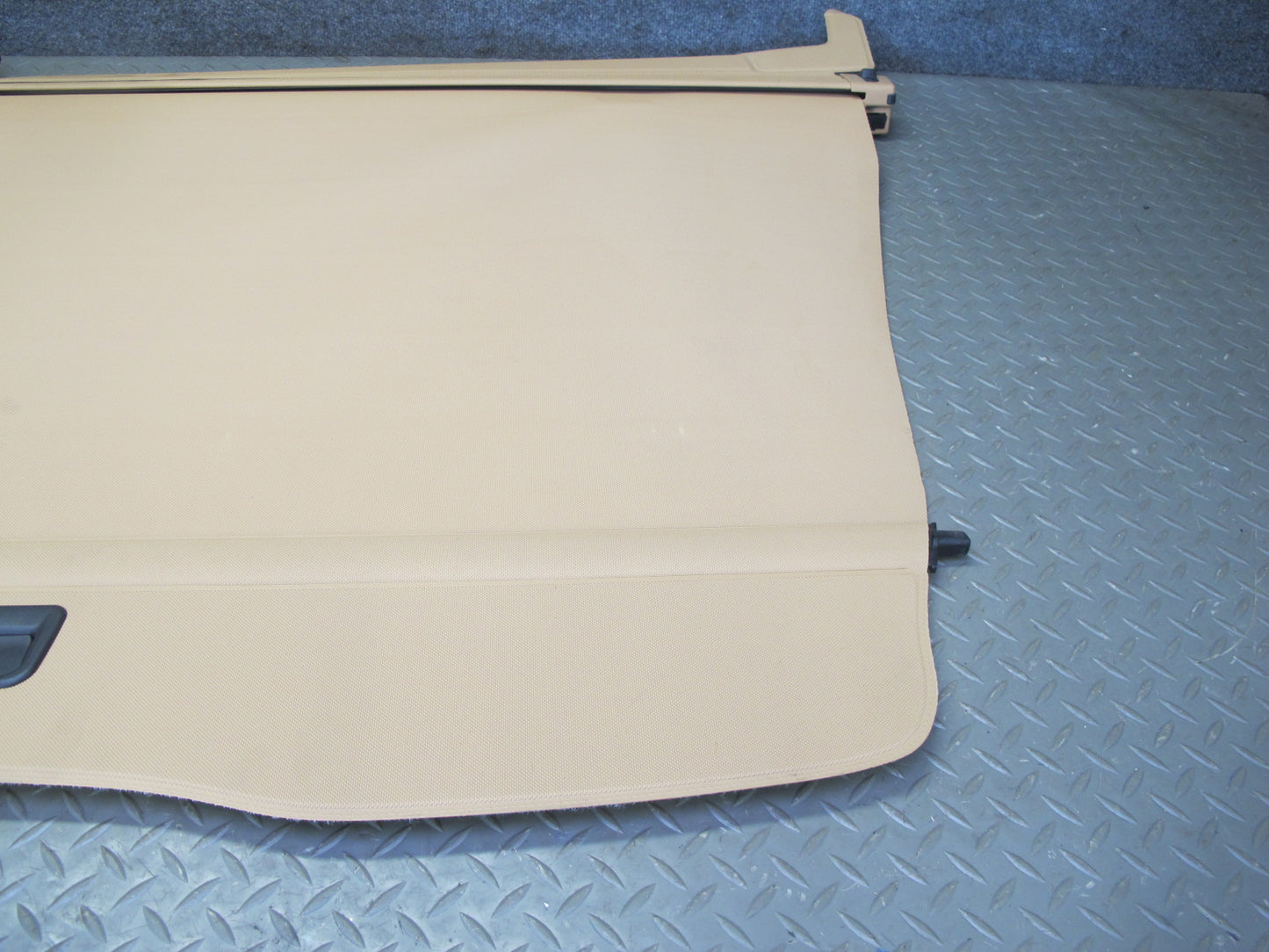 2003-2010 Porsche Cayenne 957 Rear Trunk Cargo Roller Shade Cover