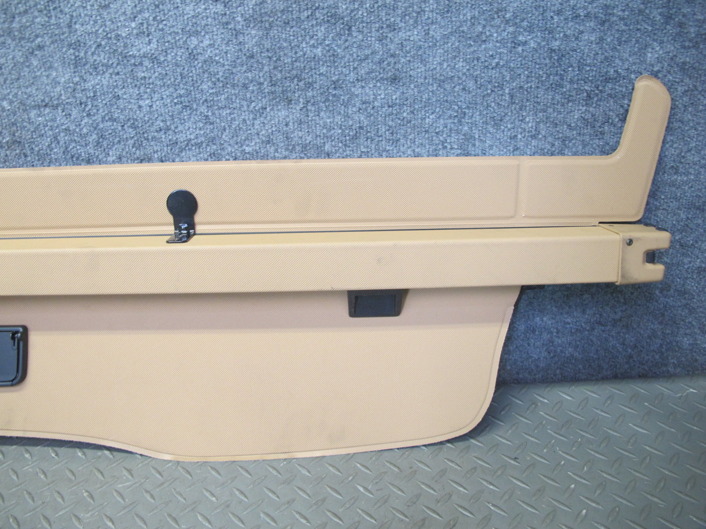 2003-2010 Porsche Cayenne 957 Rear Trunk Cargo Roller Shade Cover