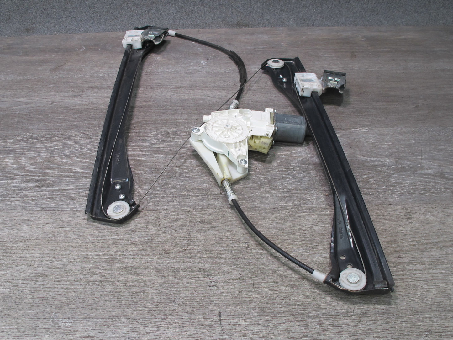 06-11 Mercedes W164 Ml-class Front Right Door Window Regulator w Motor OEM