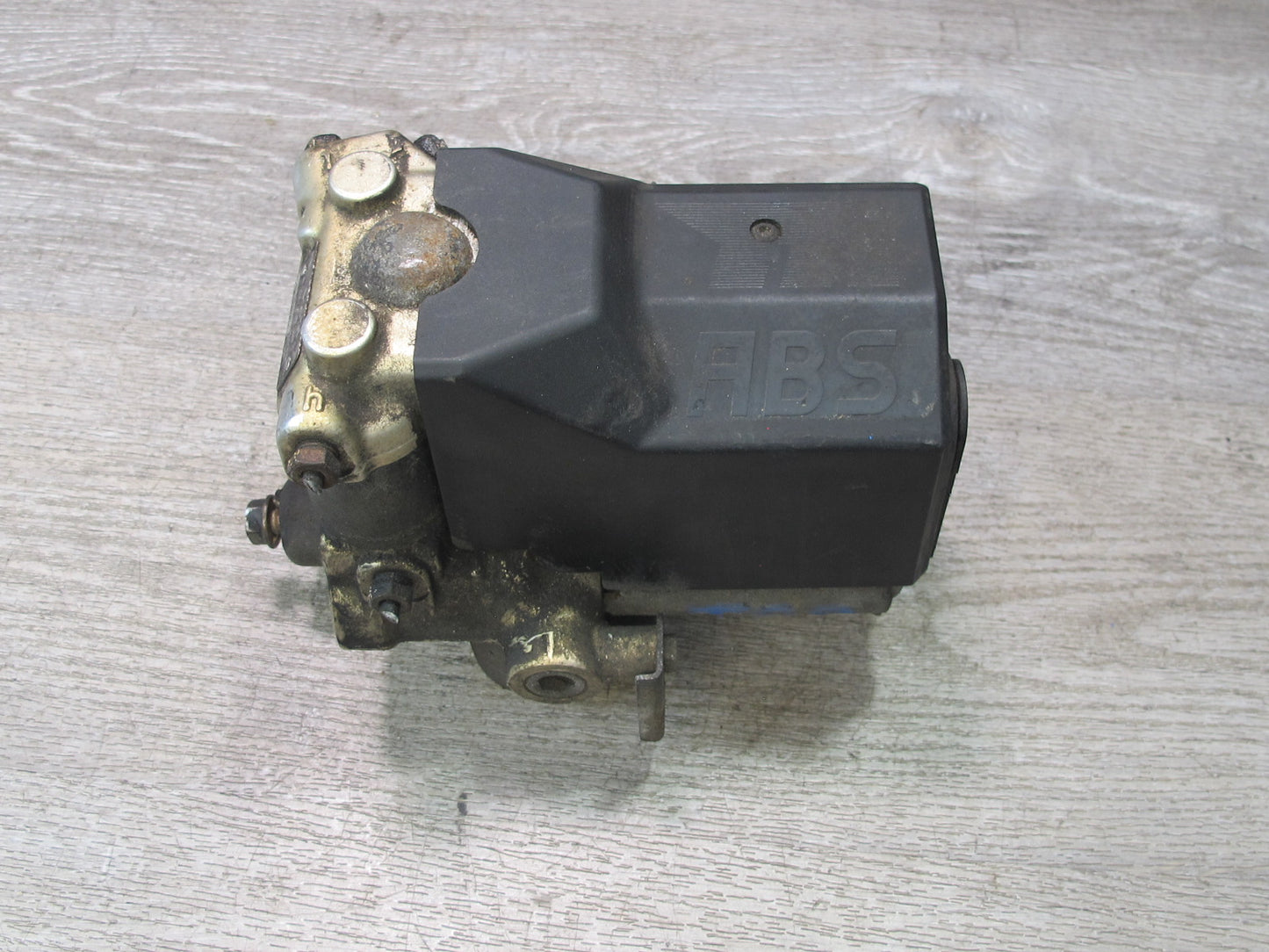 87-91 BMW E30 3-SERIES Anti Lock Brake ABS Pump Module 1157011 OEM