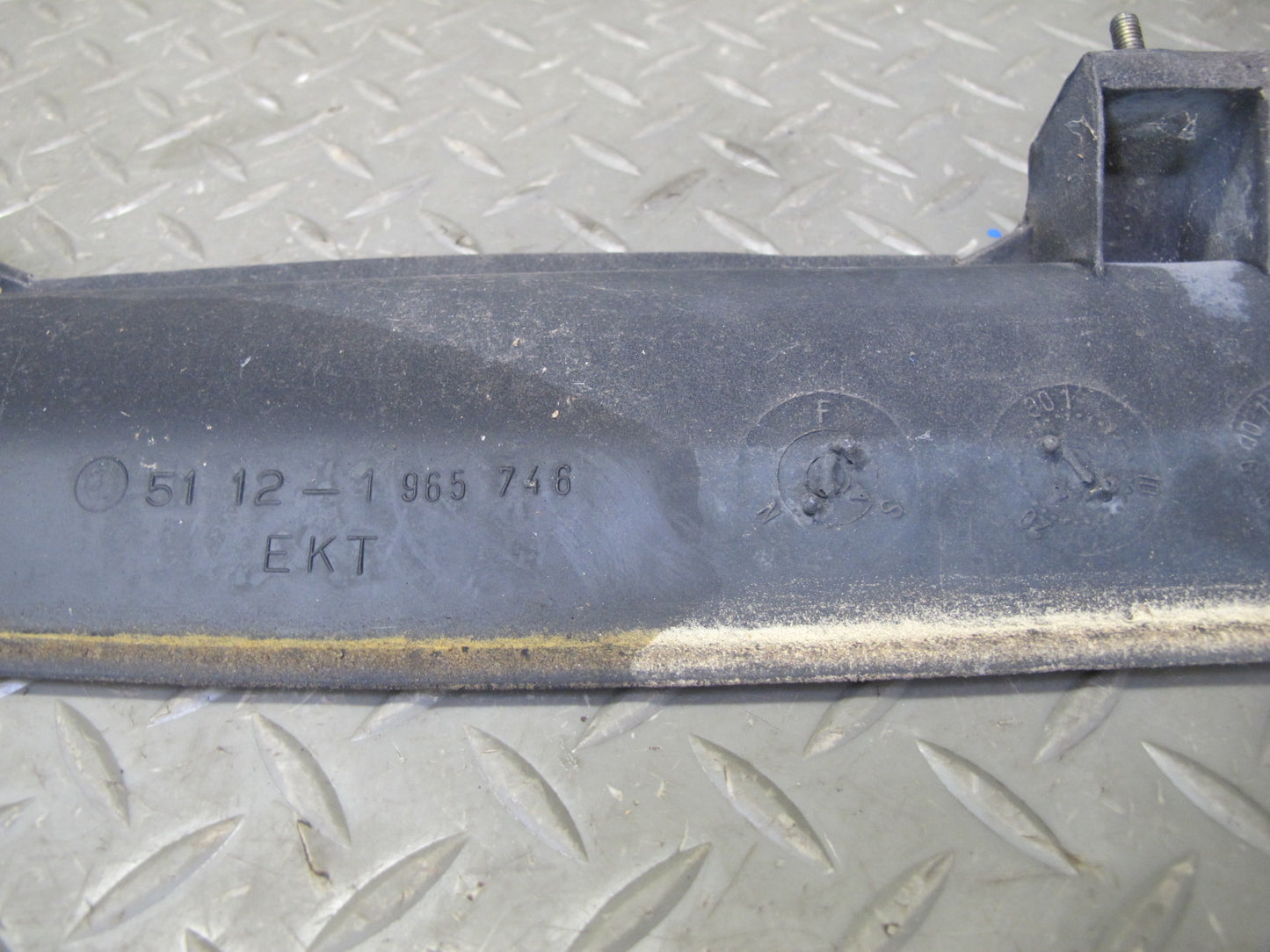 87-91 BMW E30 Convertible Rear Center Upper Bumper Trim Panel Cover 1965746 OEM