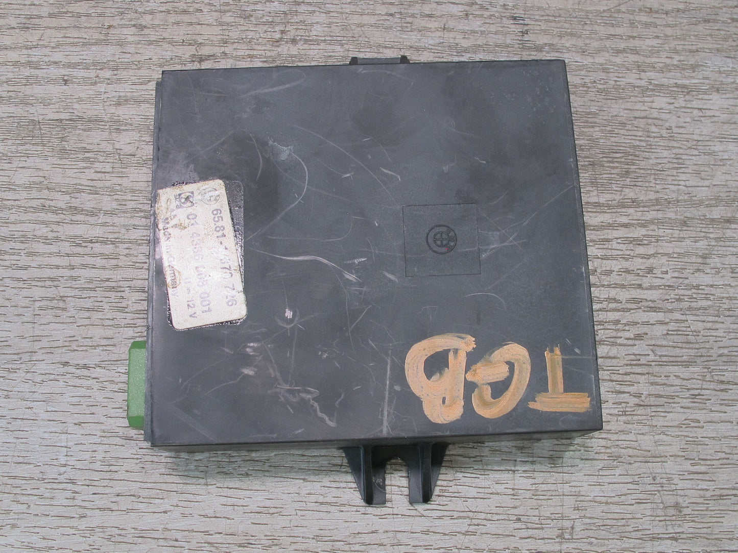 87-91 BMW E30 3-SERIES ON Board Computer Relay Control Module 1373726 OEM