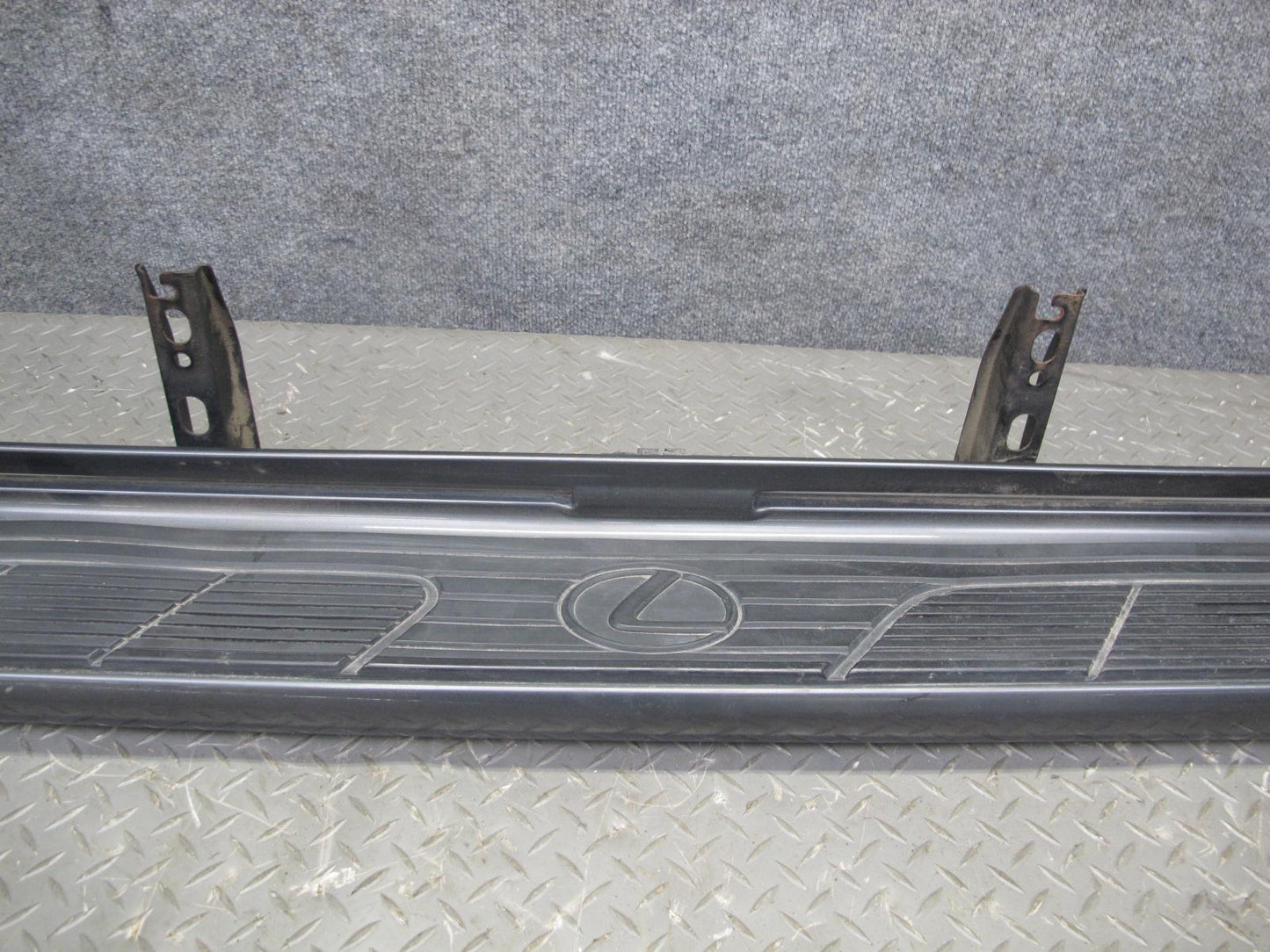 2003-2007 Lexus J100 LX470 Right Pass Side Skirt Running Board Step Panel