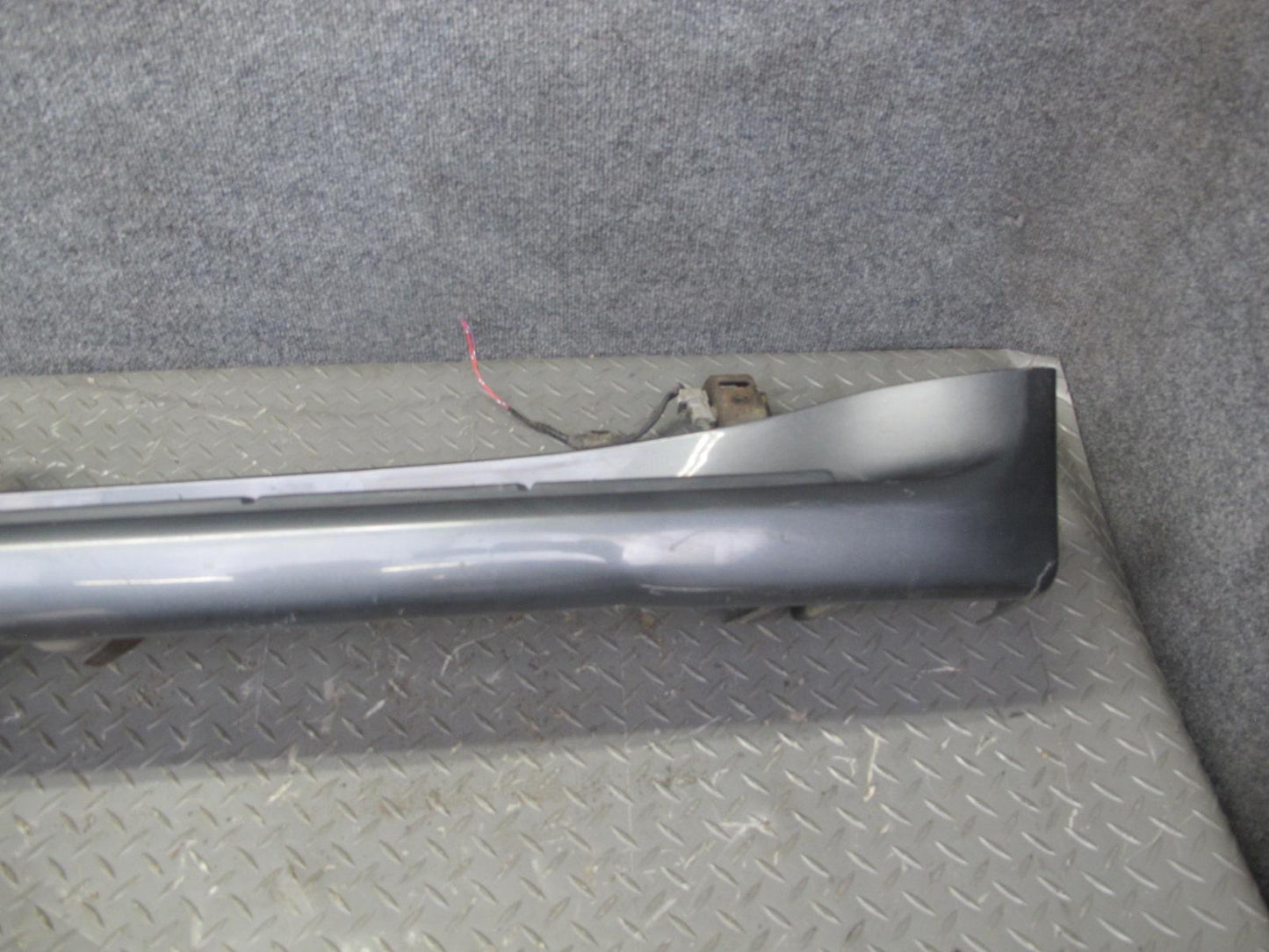 2003-2007 Lexus J100 LX470 Right Pass Side Skirt Running Board Step Panel