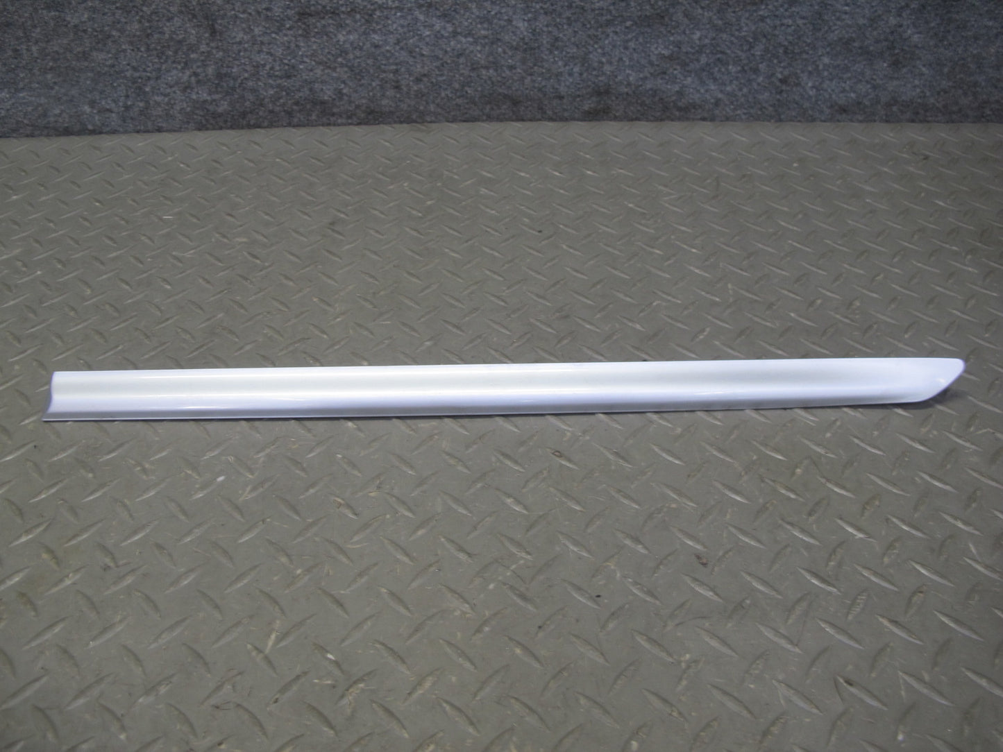 01-06 BMW E46 Coupe Convertible Set of 3 Left Door & Quarter Molding Silver OEM