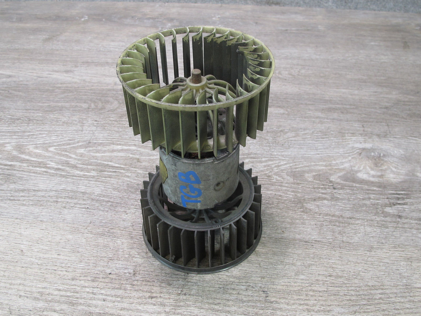 87-91 BMW 3-SERIES E30 325i  A/C Heater Blower Motor Fan OEM