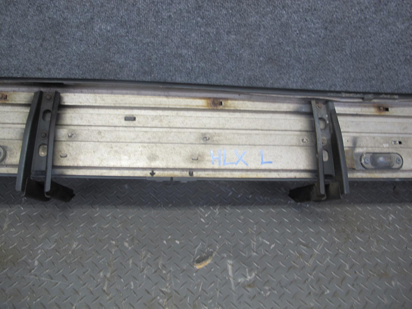 2003-2007 Lexus J100 LX470 Left Driver Side Skirt Running Board Step Panel