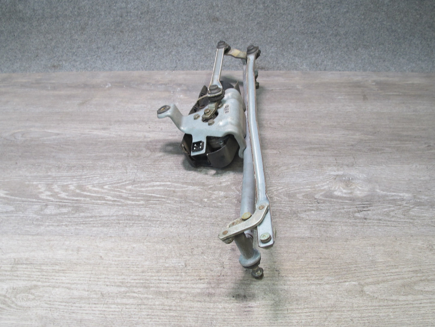 84-91 BMW E30 325i 3-SERIES Windshield Wiper Transmission Linkage w Motor OEM