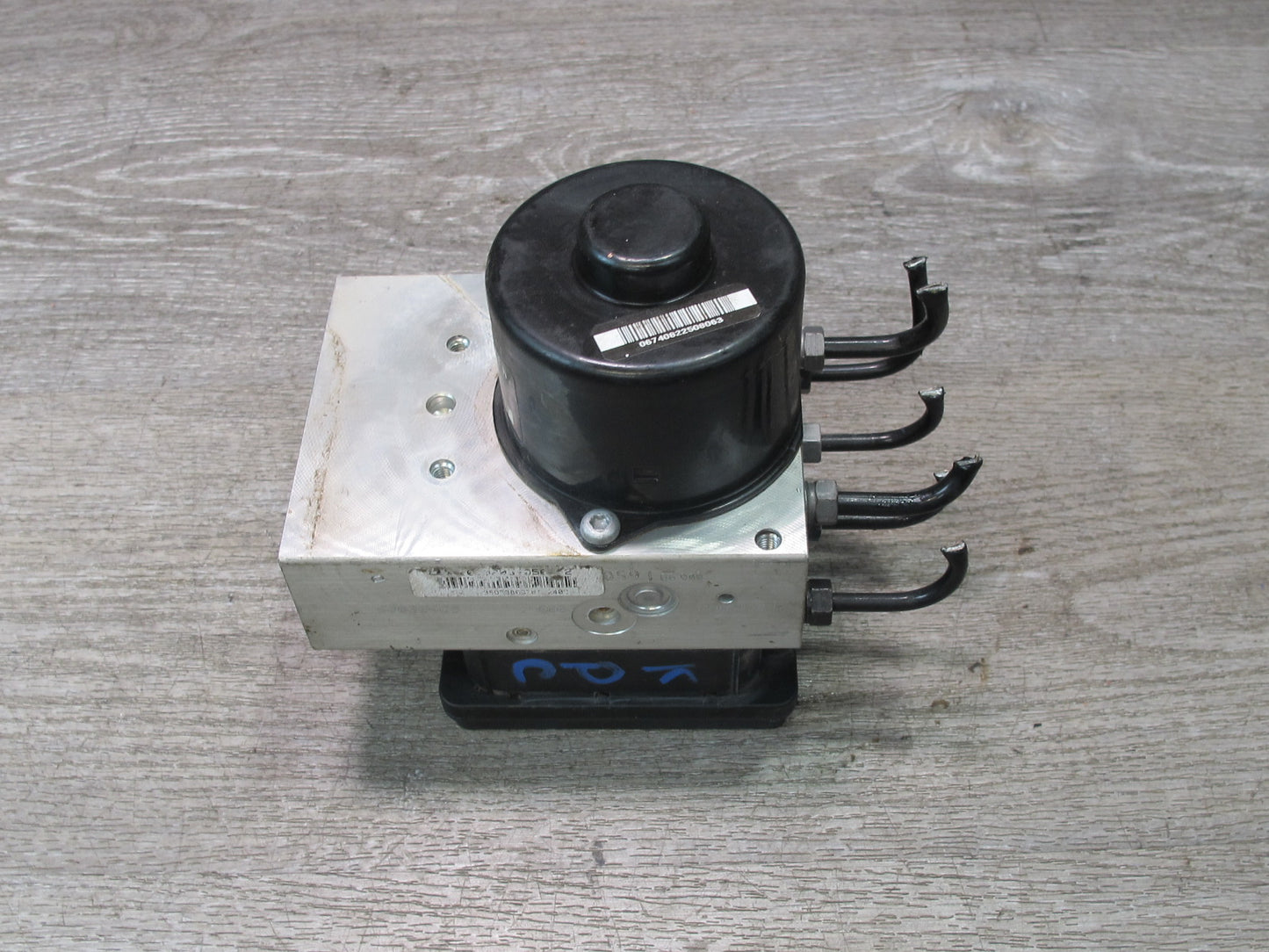 2003-2006 Porsche Cayenne 955 Anti Lock Brake ABS Pump Module