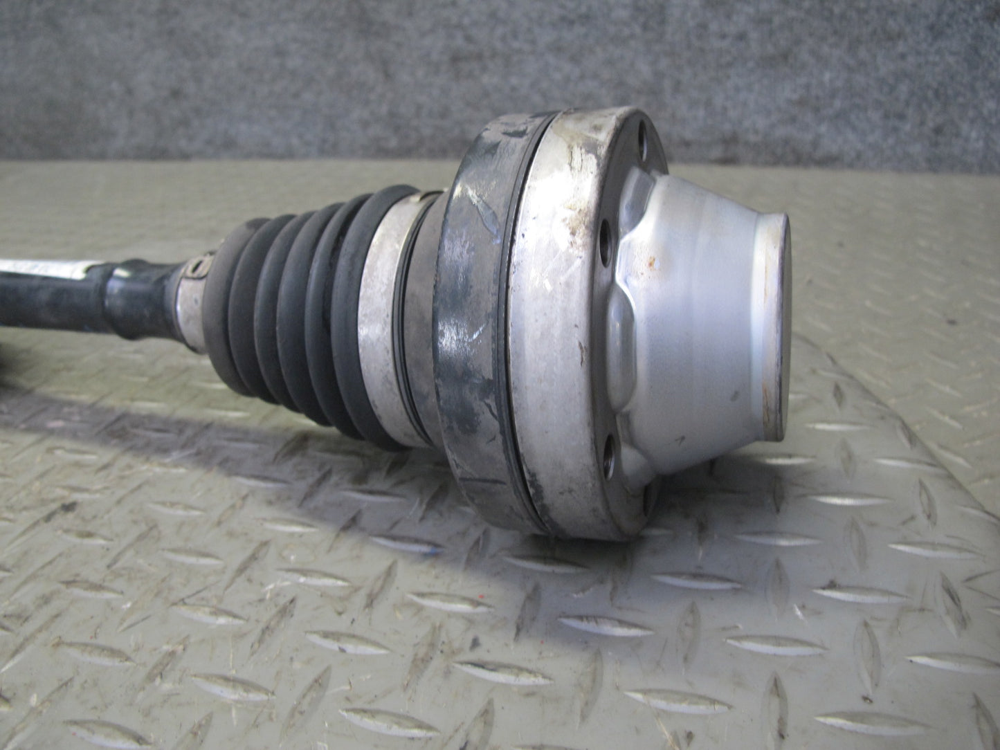 2006 Porsche Cayenne 955 Turbo Front Left or Right Suspension Axle Shaft