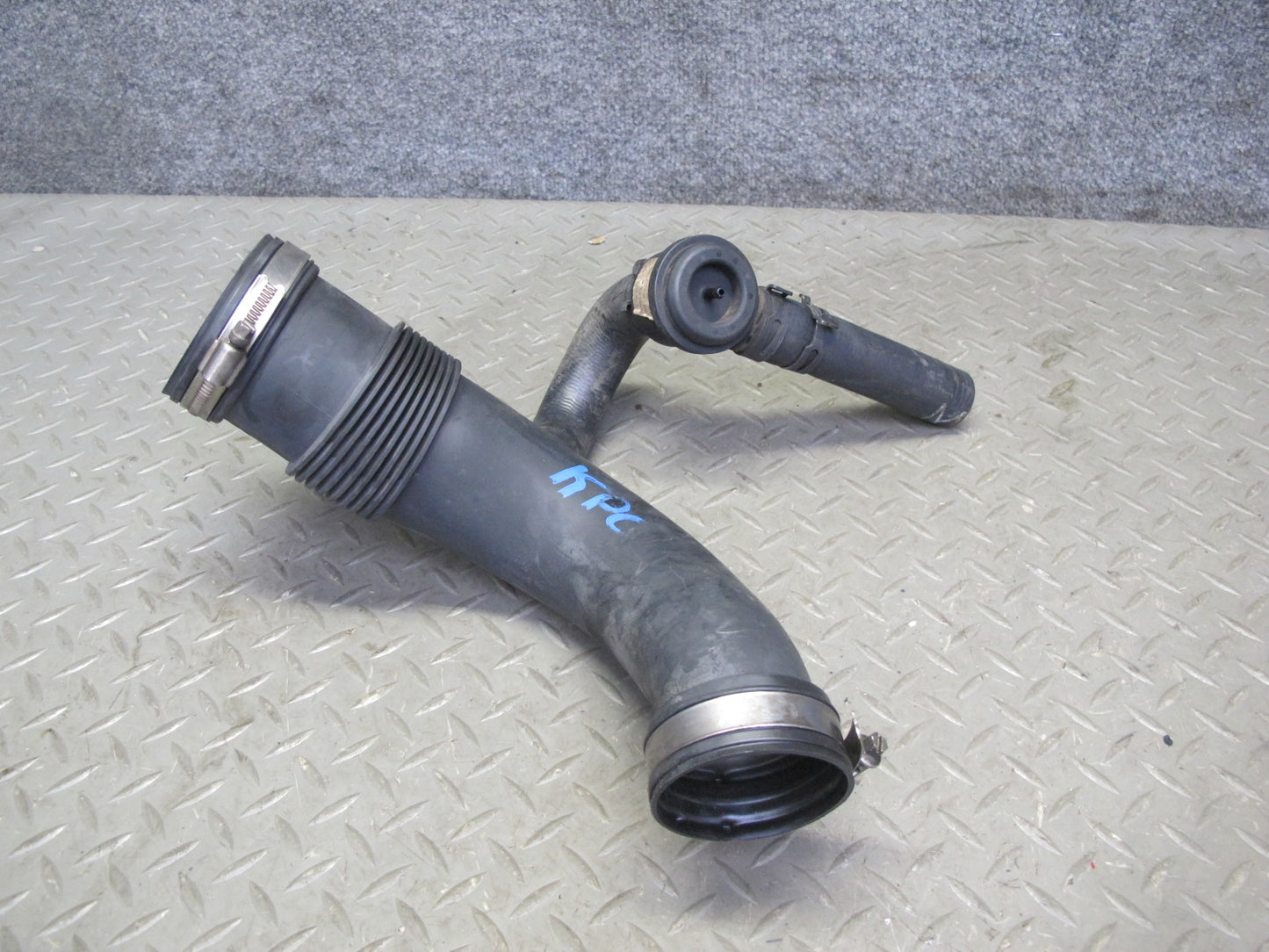 2003-2006 Porsche Cayenne 955 Turbo Air Intake Hose Pipe Line Set