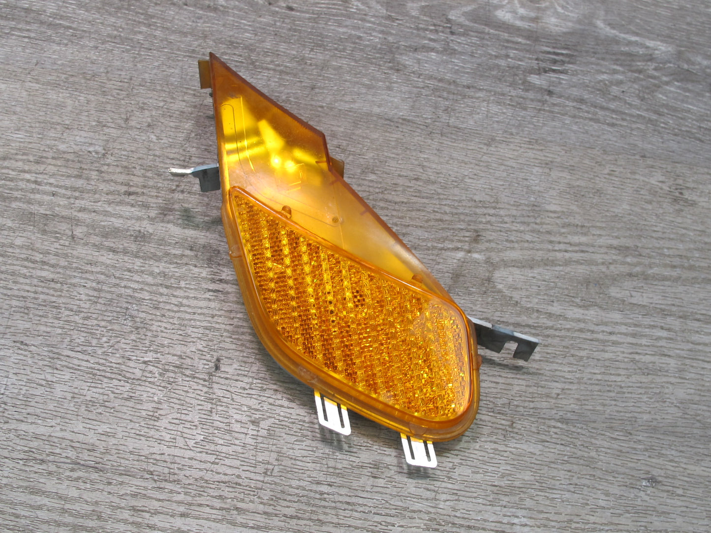 2003-2006 Porsche Cayenne 955 Front Left Turn Signal Light