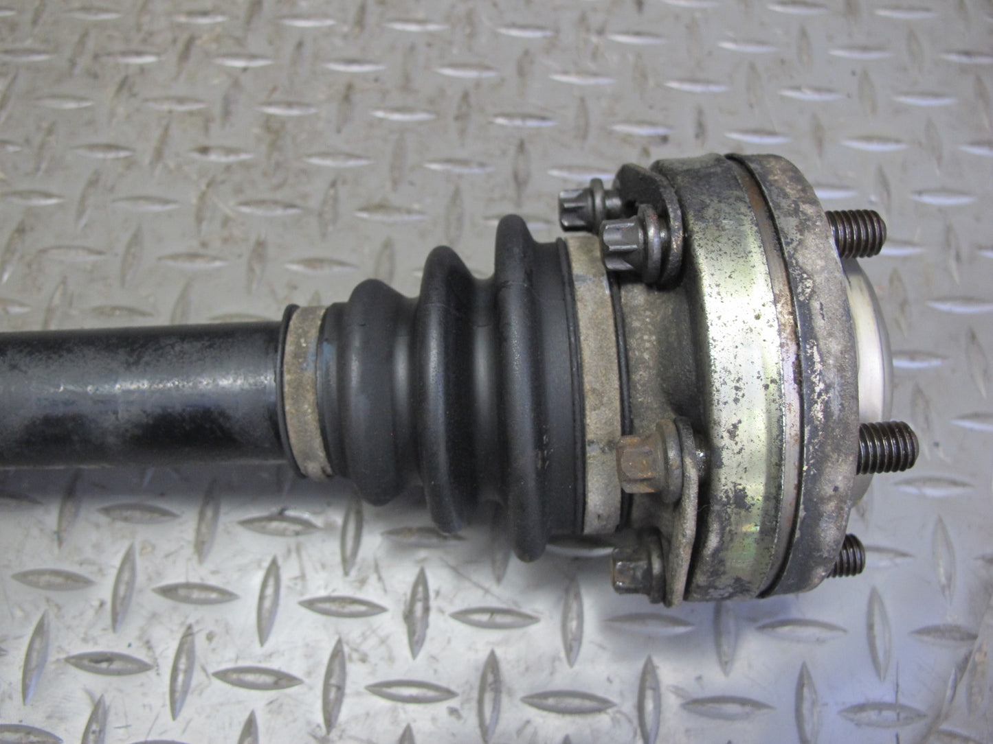 01-06 BMW E46 330Ci 330i RWD A/T Rear Right Suspension Axle Shaft 7505290 OEM