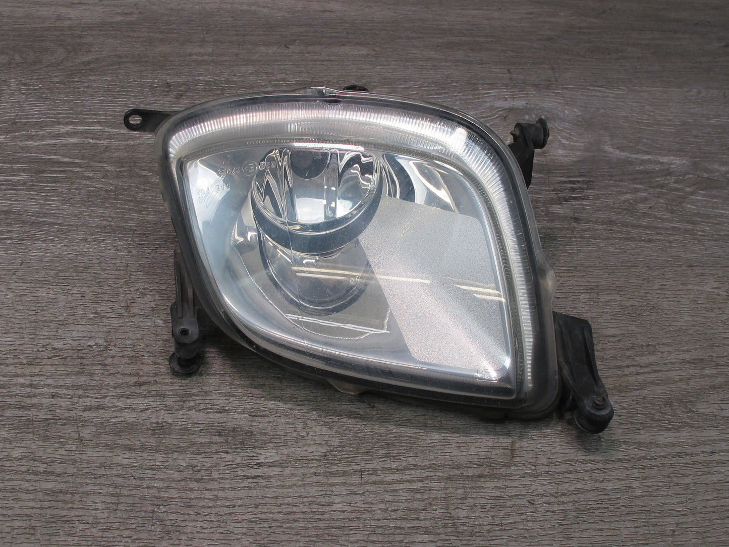 2003-2006 Porsche Cayenne 955 Front Left Fog Light Lamp 7L5941699A