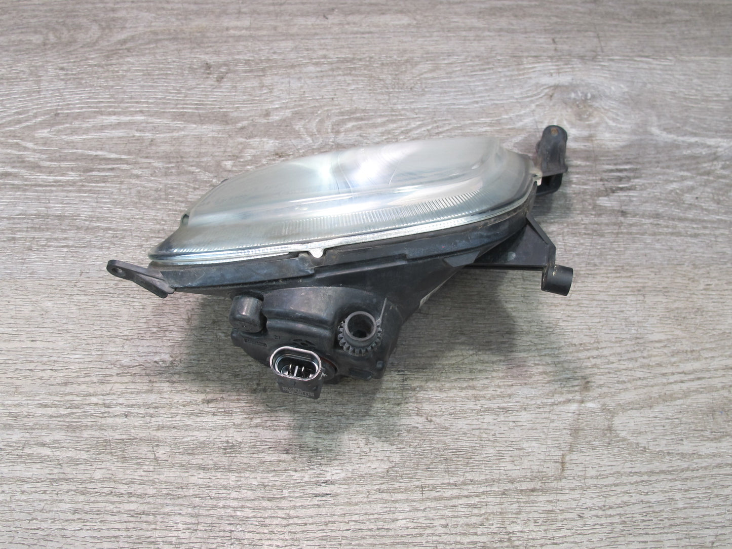 2003-2006 Porsche Cayenne 955 Front Right Fog Light Lamp 7L5941700A