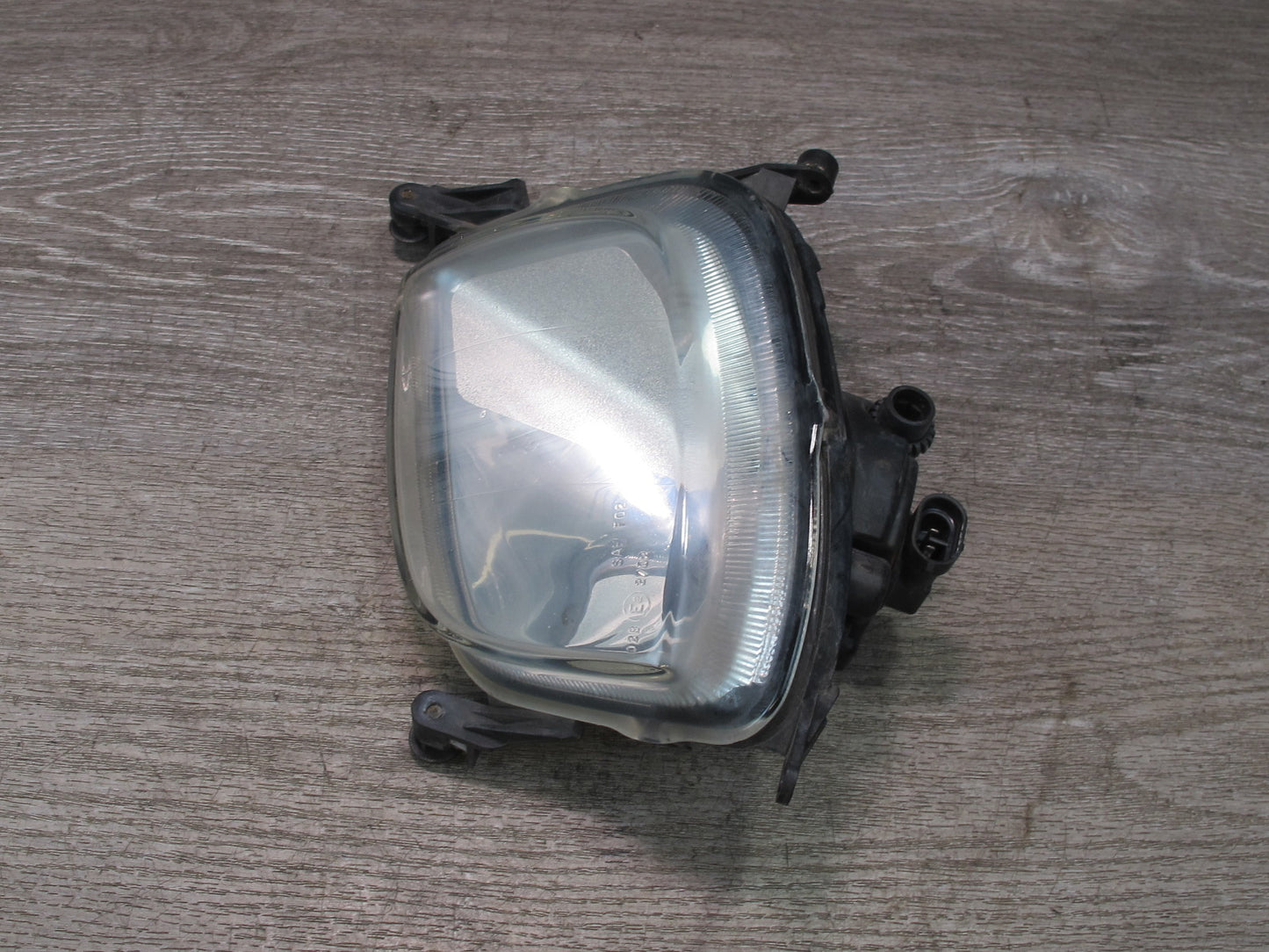 2003-2006 Porsche Cayenne 955 Front Right Fog Light Lamp 7L5941700A
