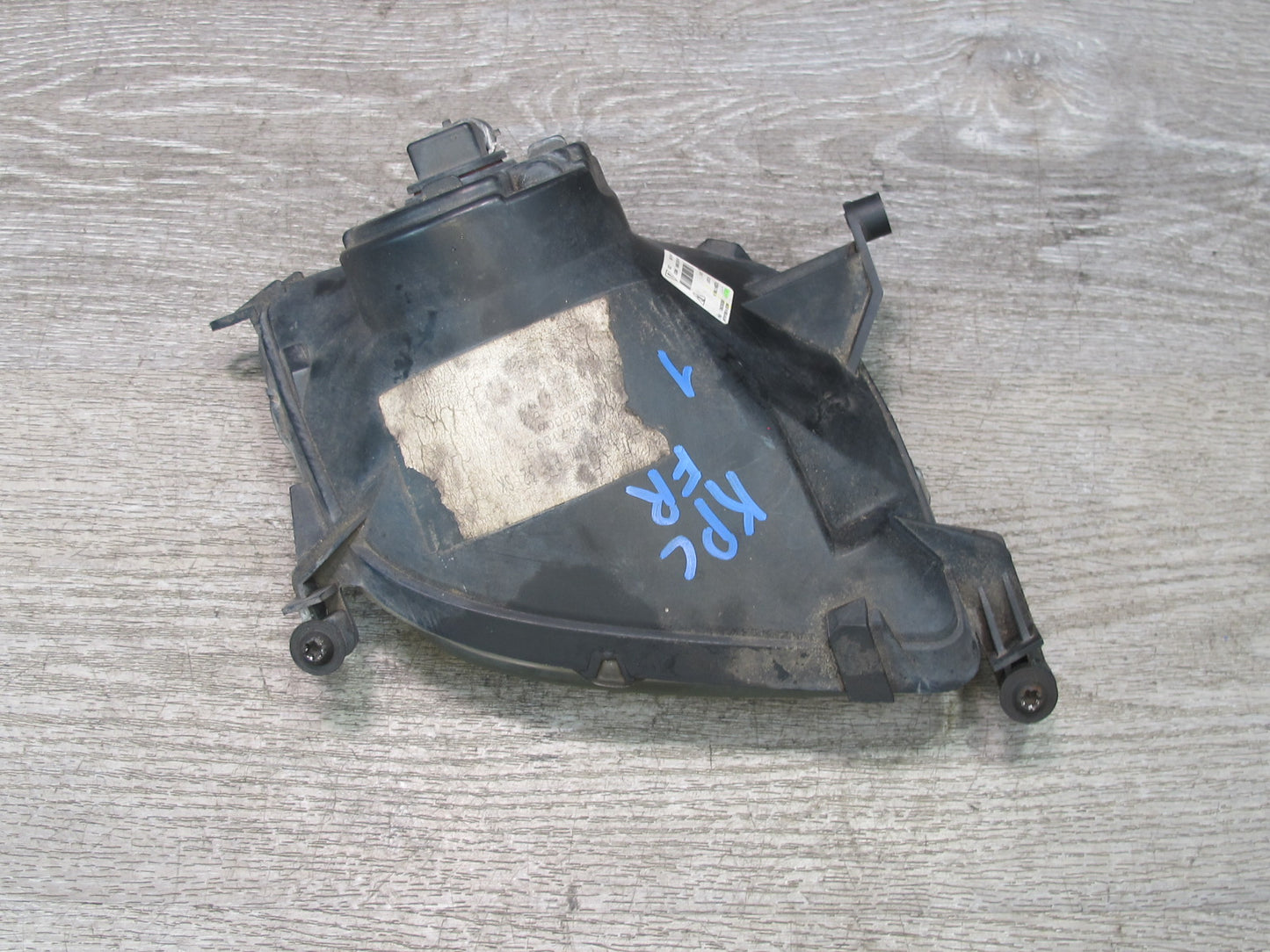 2003-2006 Porsche Cayenne 955 Front Right Fog Light Lamp 7L5941700A