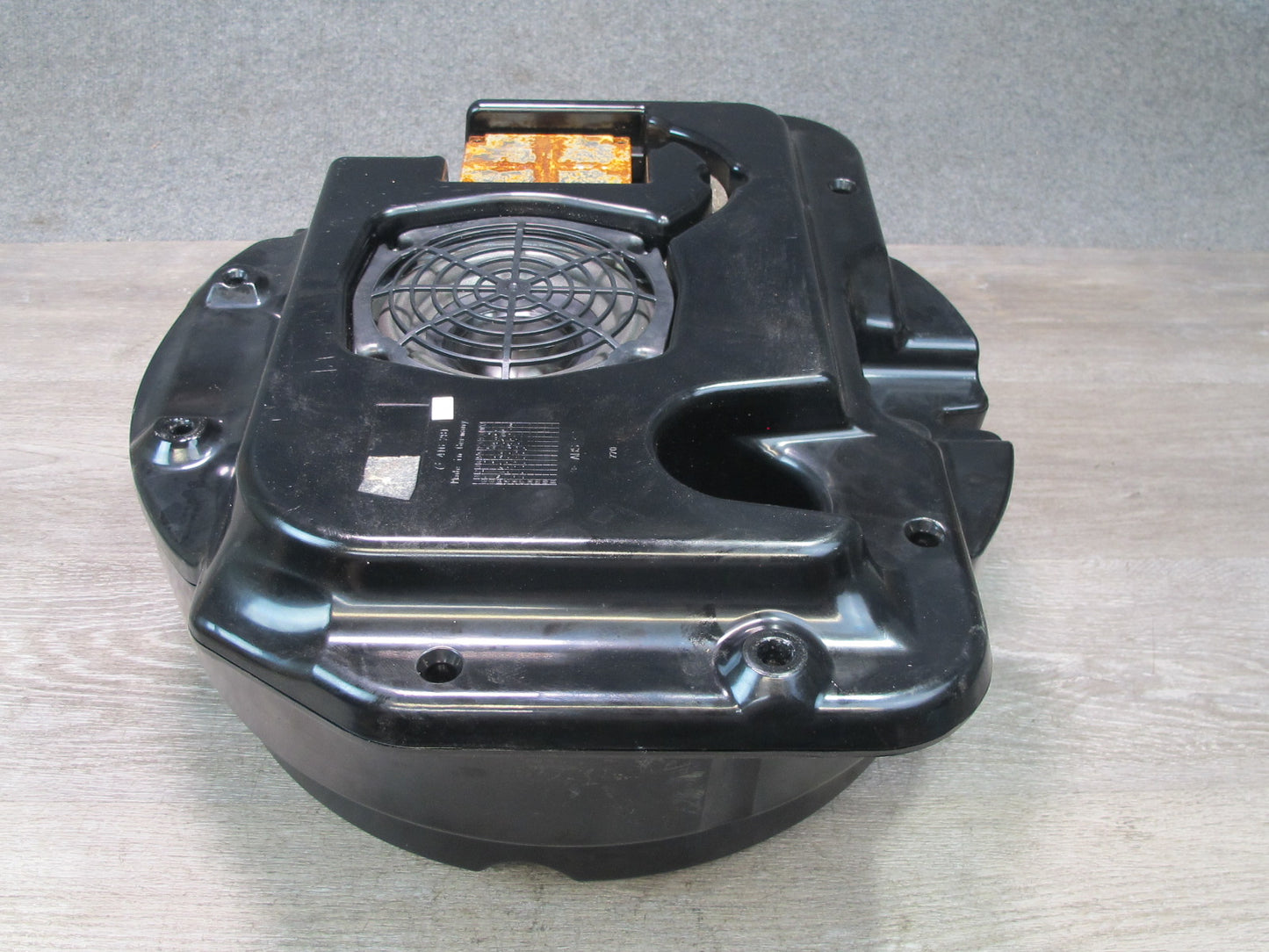 2003-2010 Porsche Cayenne 957 Rear Bose Subwoofer Speaker 7L5035403
