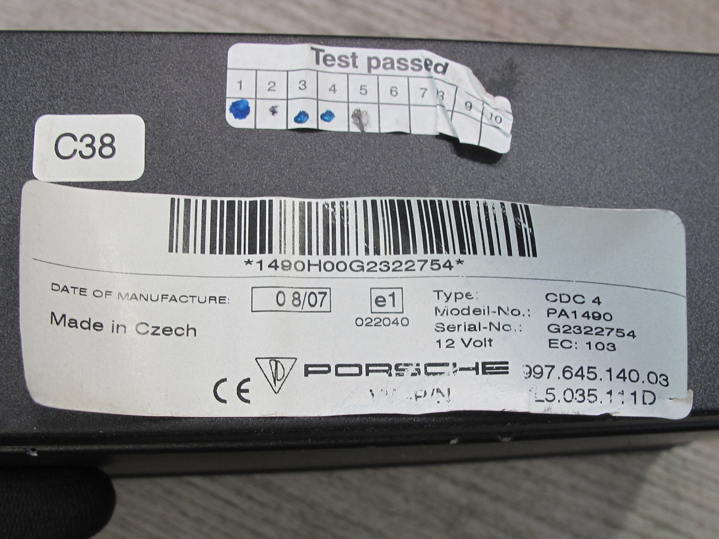 2003-2010 Porsche Cayenne 955 957 CD Changer Player w Magazine 7L5035111D