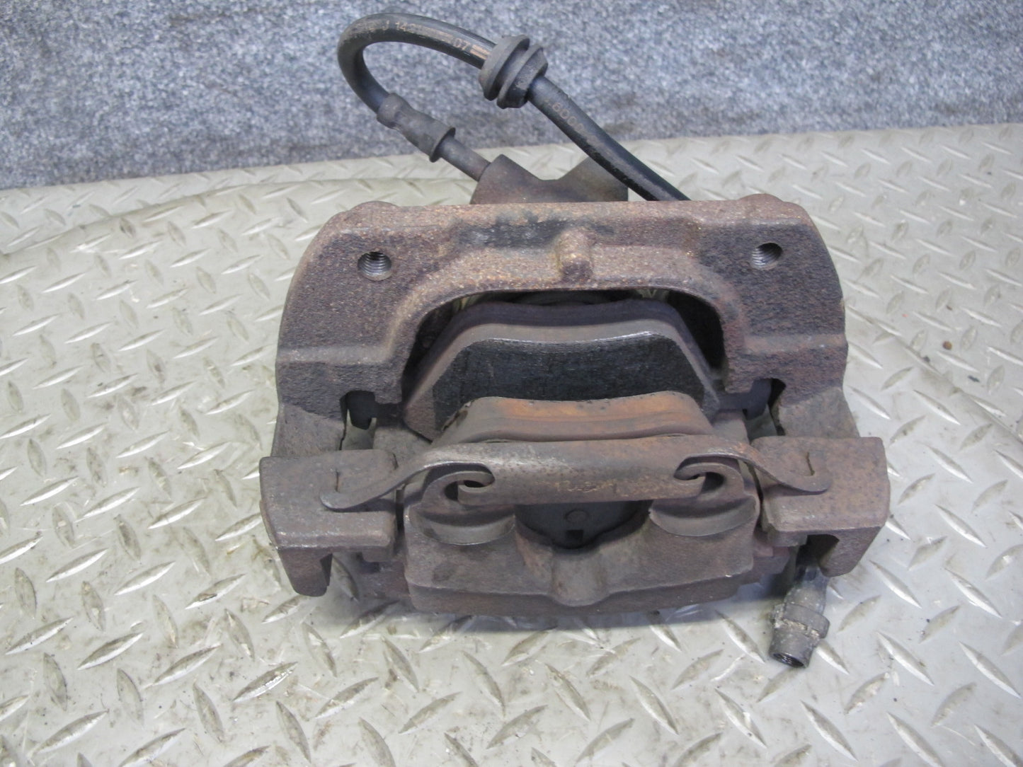 01-06 BMW E46 330i 330Ci RWD Set of 2 Front Left & Right Brake Caliper 123K OEM