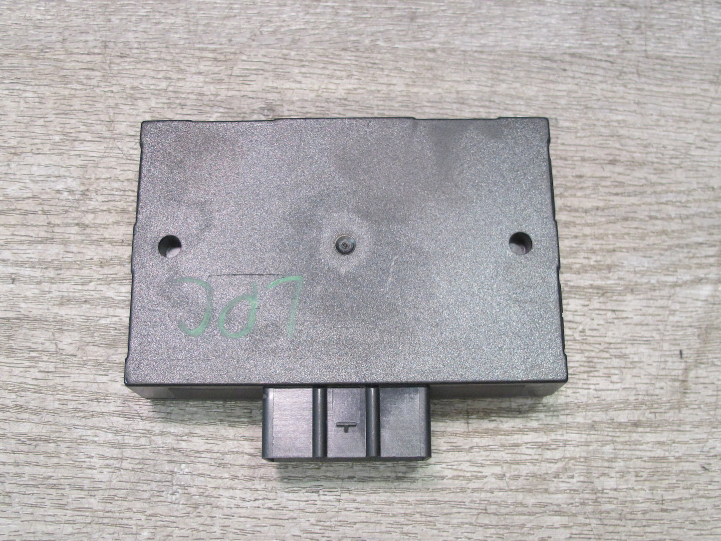 2008-2010 Porsche Cayenne 957 Rear Hatch Tailgate Trunk Control  Module