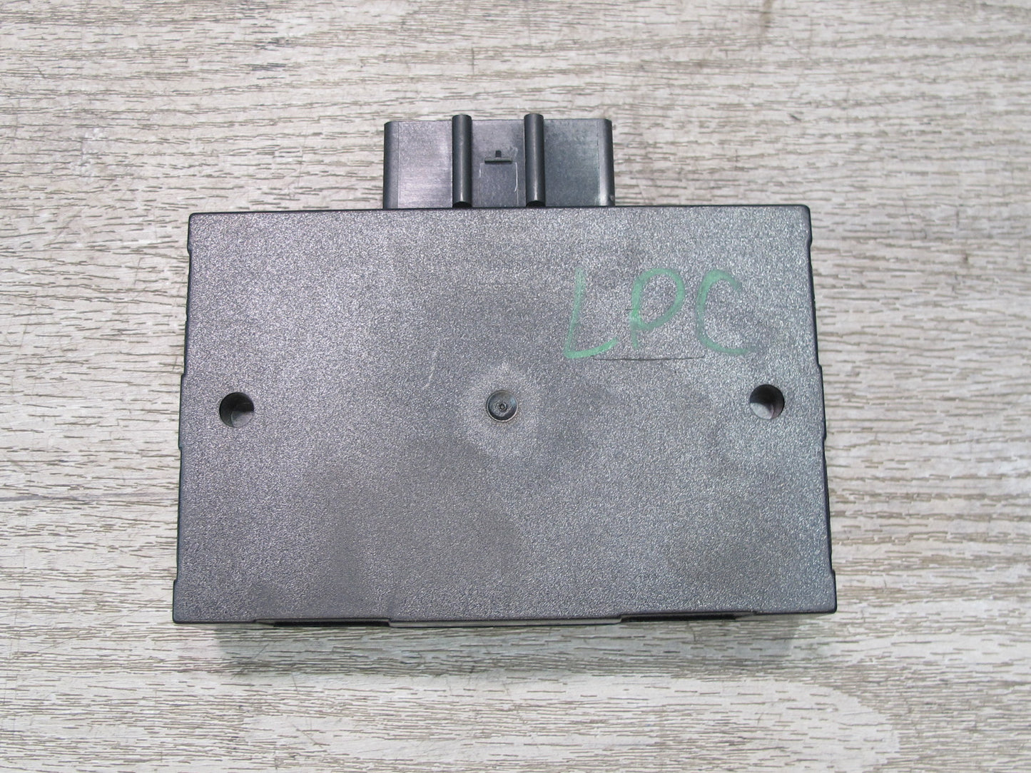 2008-2010 Porsche Cayenne 957 Rear Hatch Tailgate Trunk Control  Module
