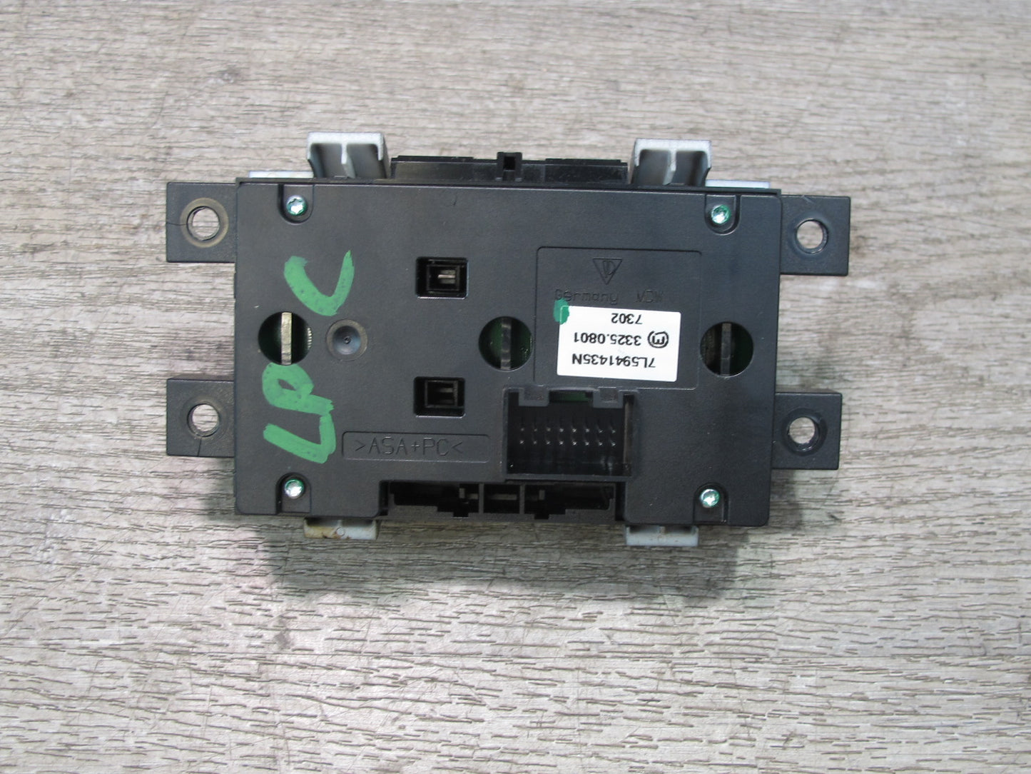 2008-2010 Porsche Cayenne 957 Self Leveling Suspension Control  Switch