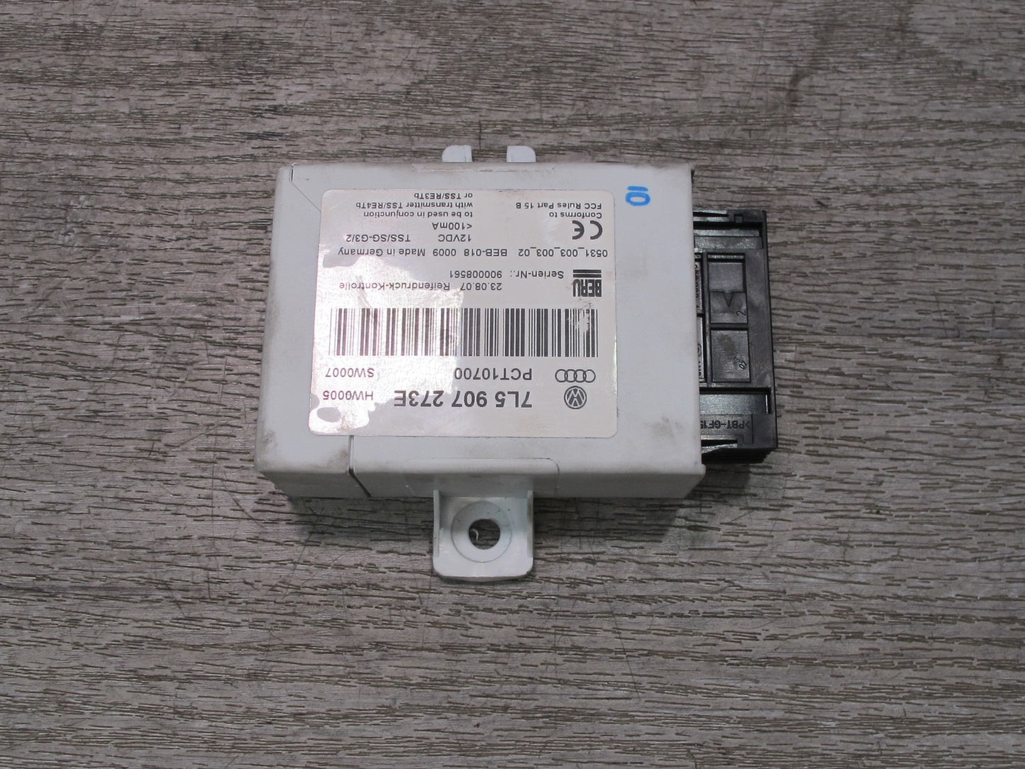 2008-2010 Porsche Cayenne 957 TPMS Tire Pressure Monitor Control Module