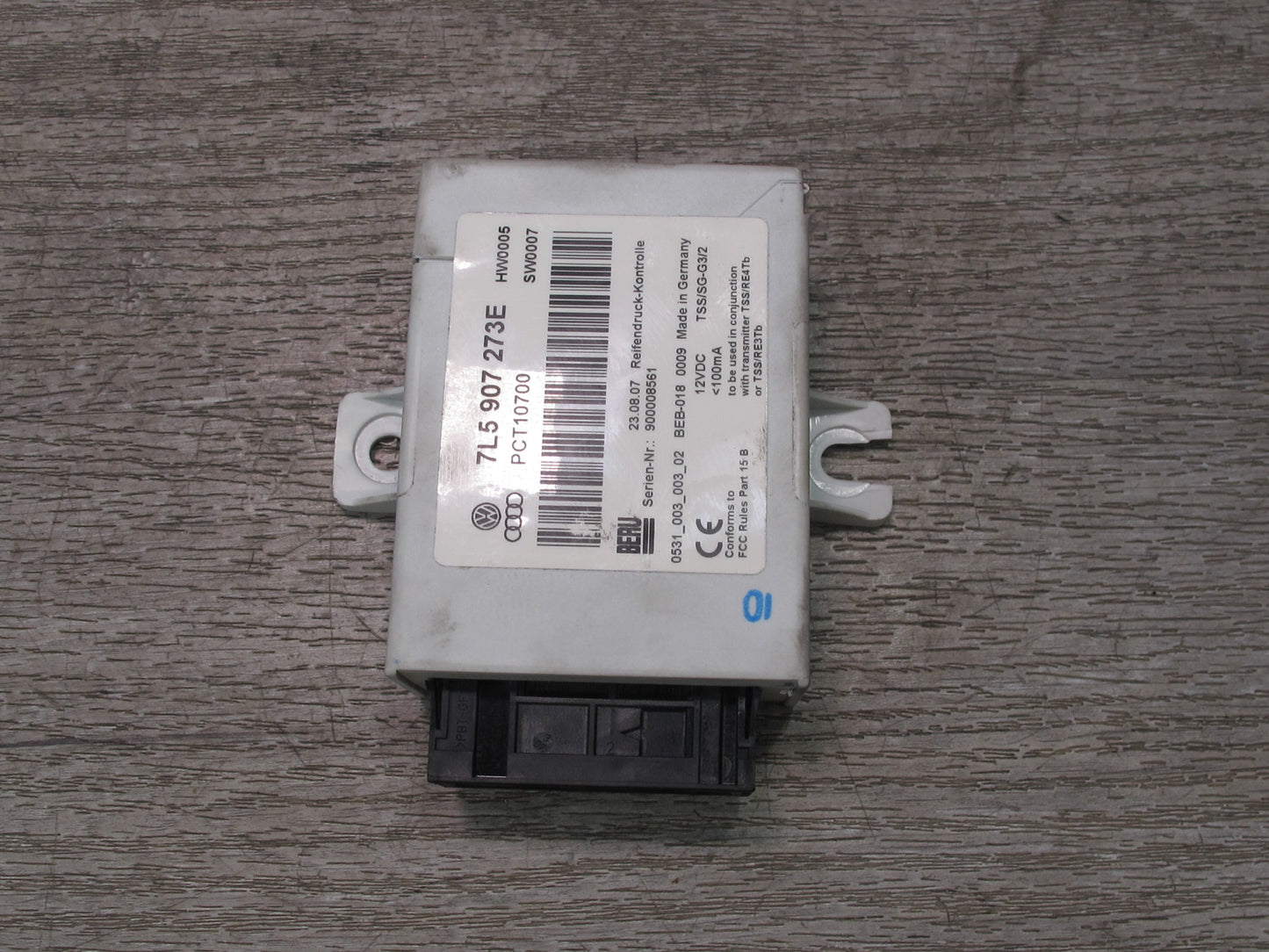 2008-2010 Porsche Cayenne 957 TPMS Tire Pressure Monitor Control Module