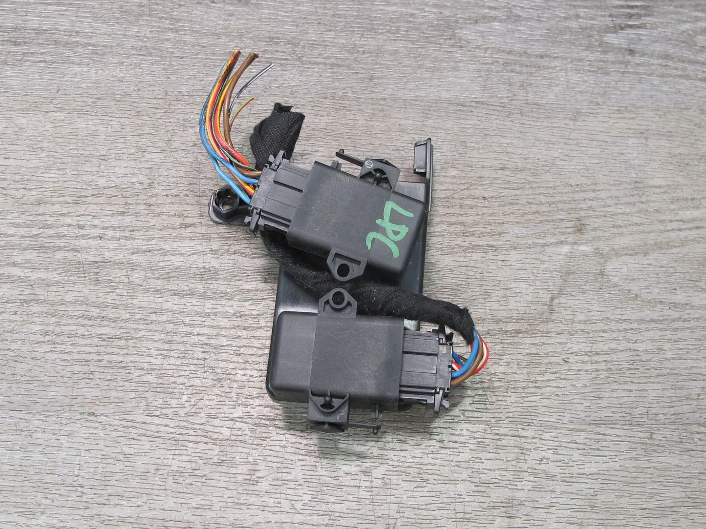 2003-2010 Porsche Cayenne 957 Heated Seat Control Module Set