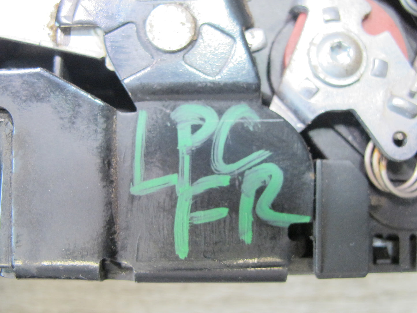 2003-2010 Porsche Cayenne 957 Front Right Door Lock Latch Actuator