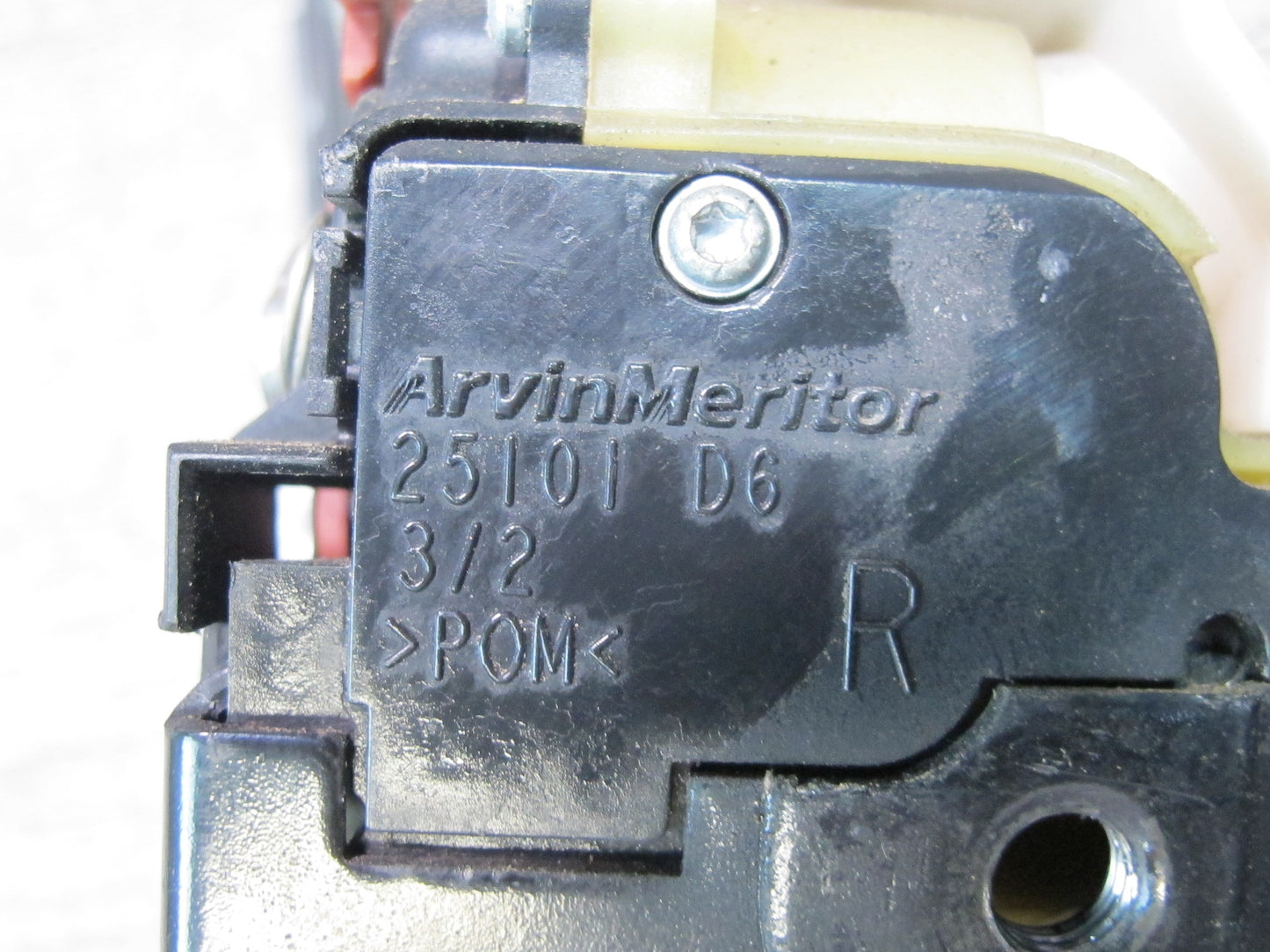 2003-2010 Porsche Cayenne 957 Front Right Door Lock Latch Actuator