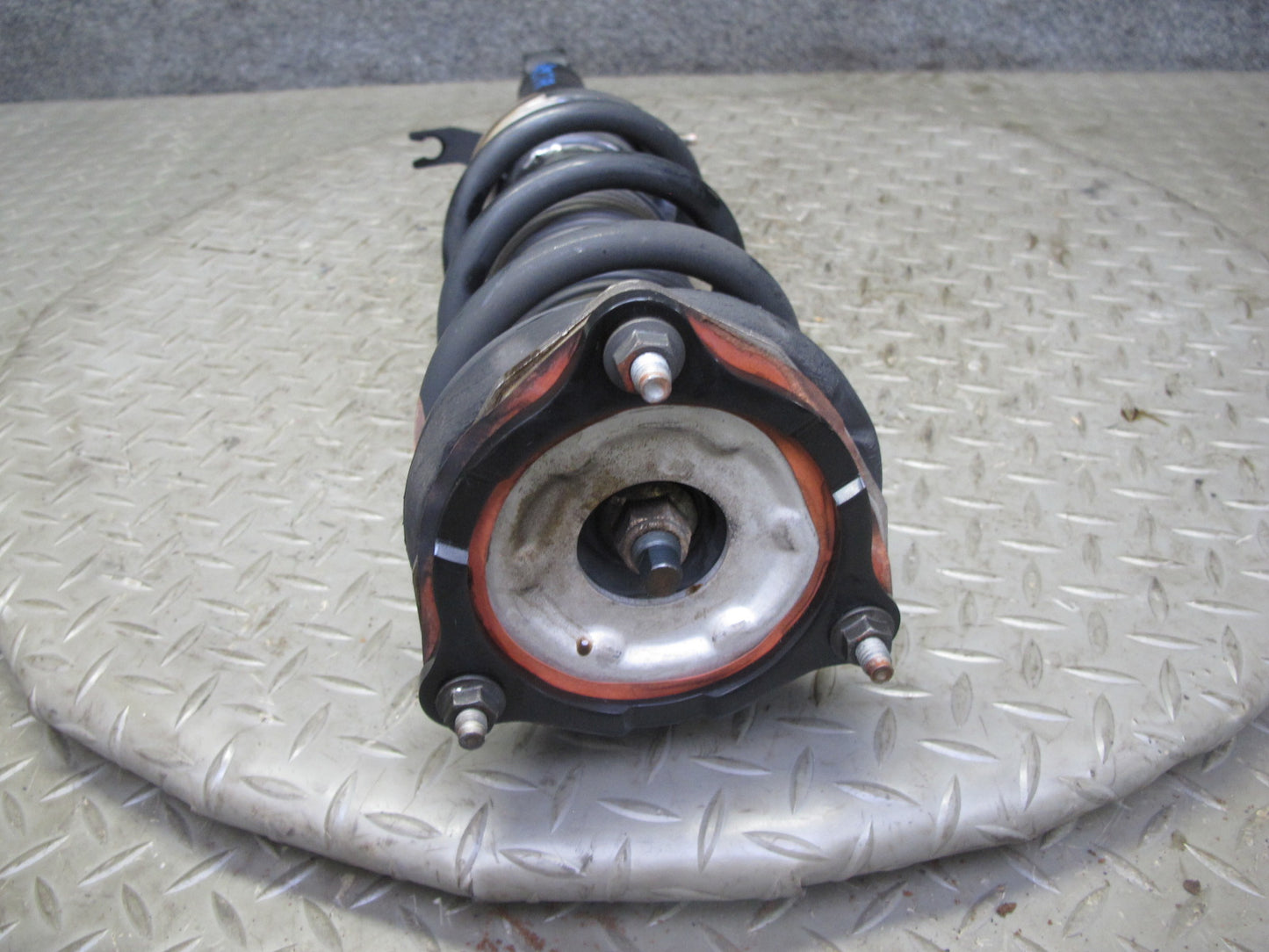 09-14 Nissan Z34 370Z Front Left & Right Suspension Strut Shock Absorber Set OEM