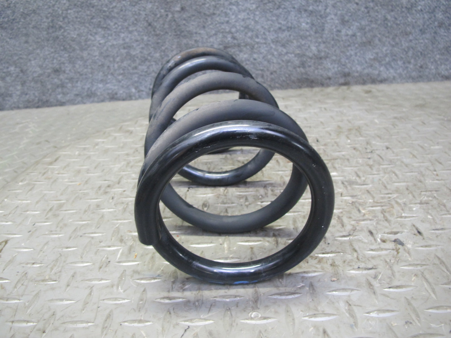 10-14 Nissan Z34 370Z Convertible Set of 2 Rear Suspension Coil Spring OEM