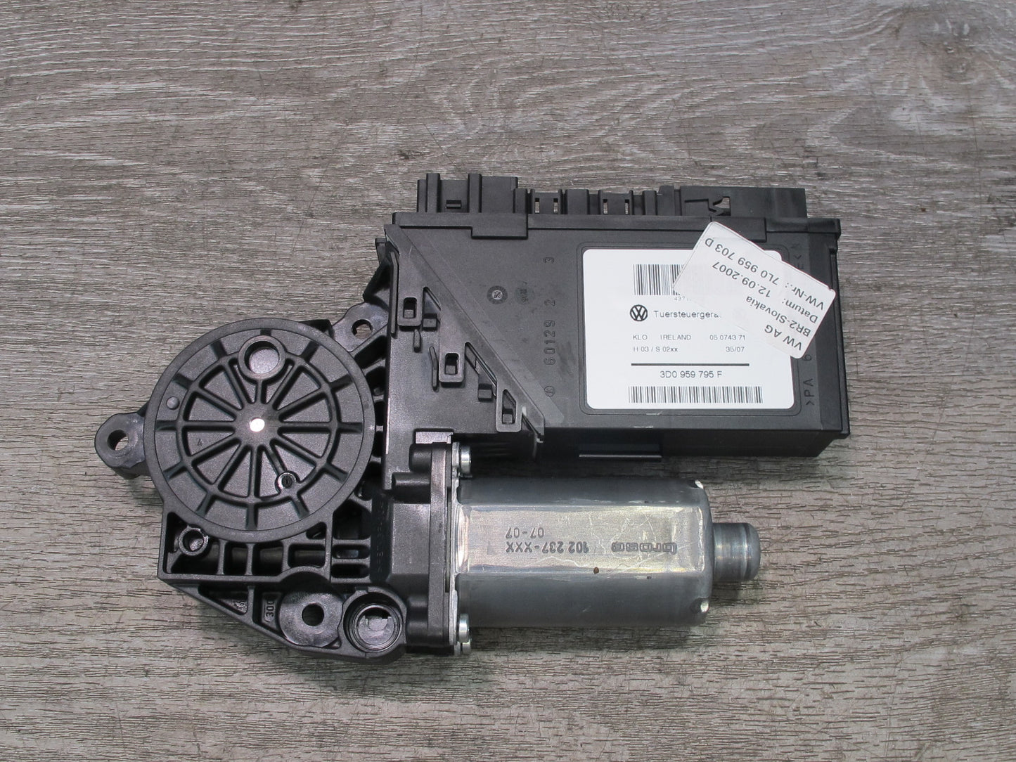 2008-2010 Porsche Cayenne 957 Rear Left Door Window Regulator Motor 3D0959795F
