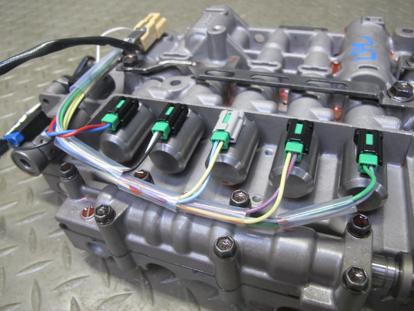 2008-2010 Porsche Cayenne 957 Turbo A48.52 Transmission Valve Body Mechatronic
