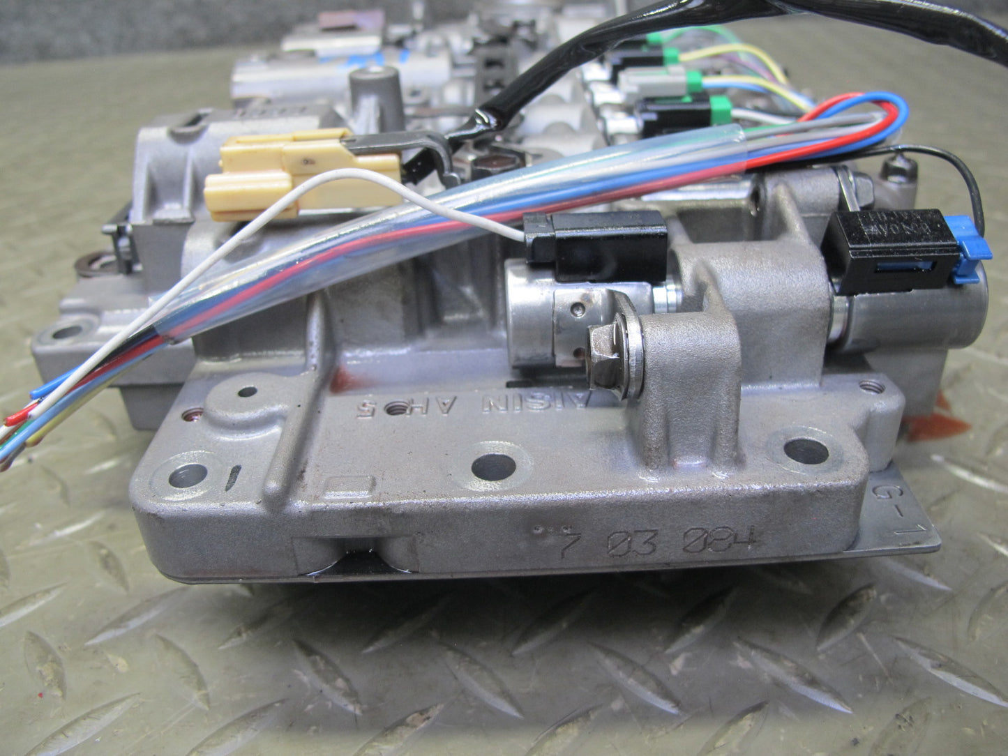 2008-2010 Porsche Cayenne 957 Turbo A48.52 Transmission Valve Body Mechatronic