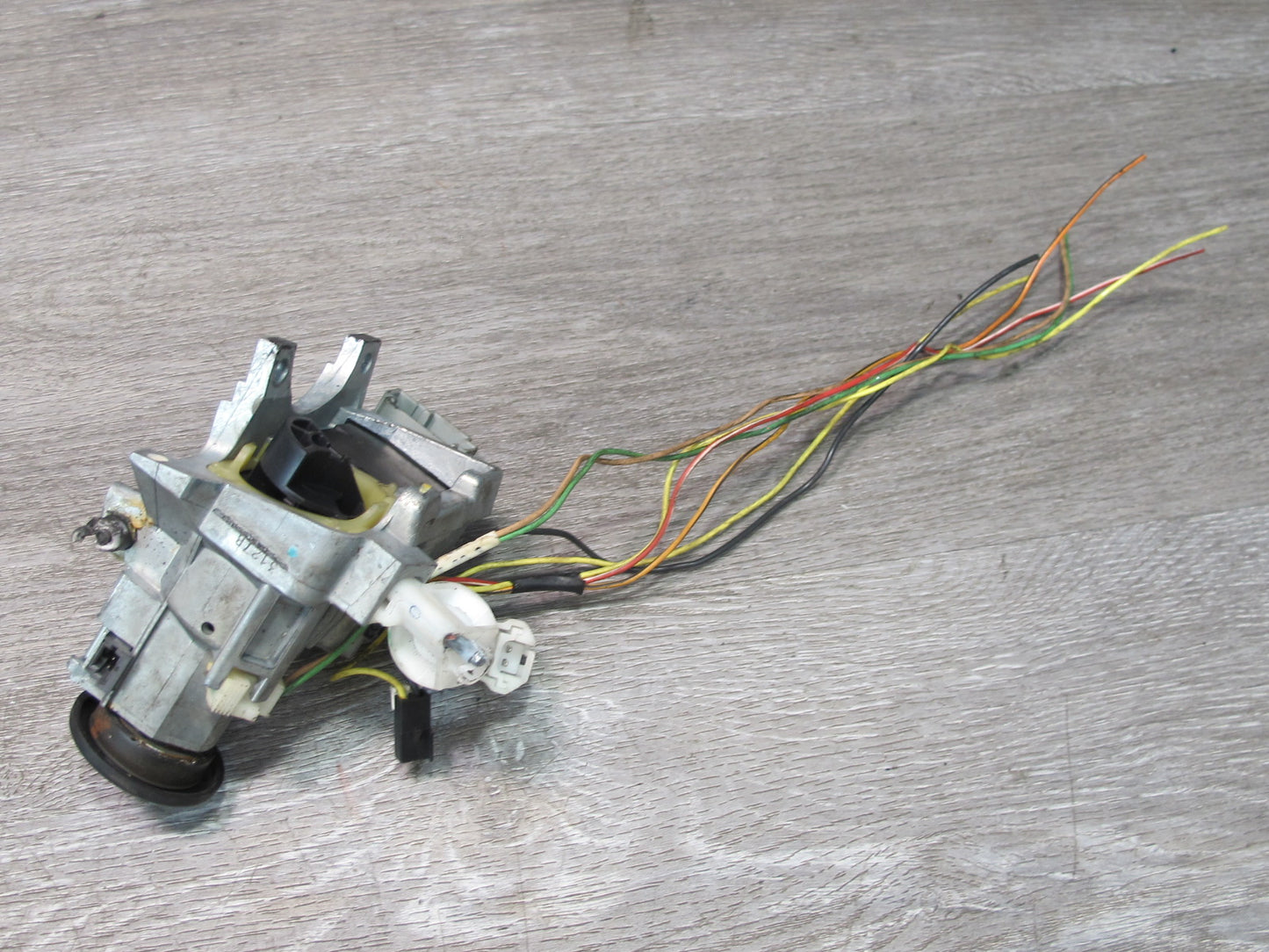 2003-2007 Hummer H2 Steering Column Ignition Door Lock Cylinder KEY Set