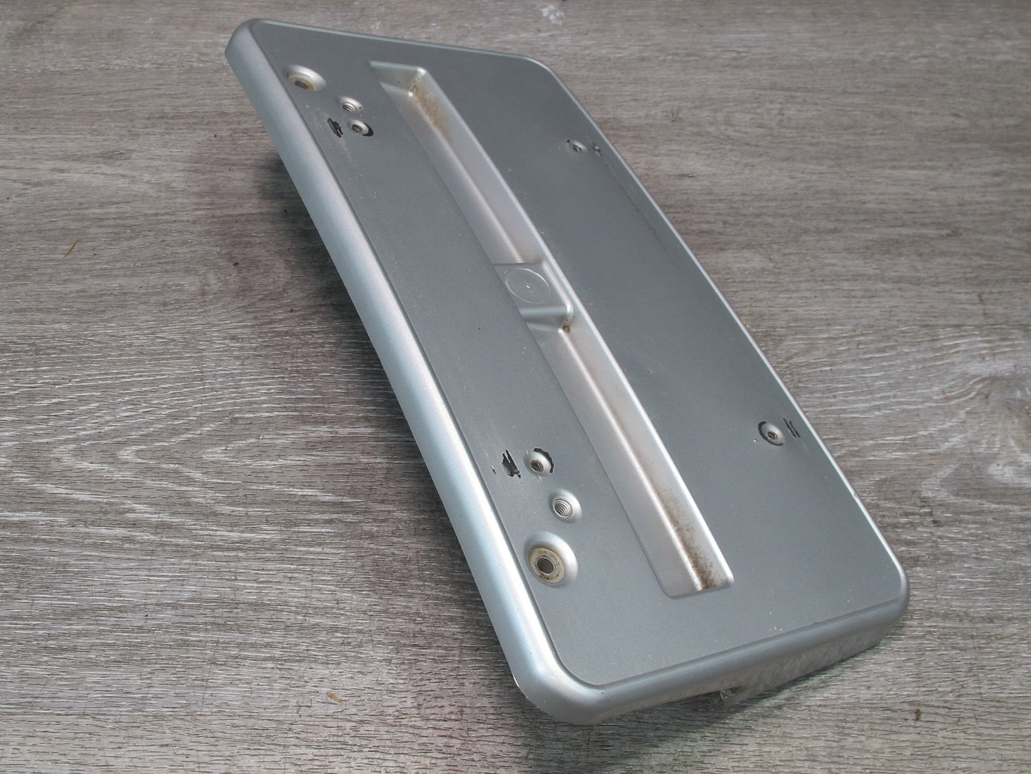 01-06 BMW E46 3-SERIES Front Bumper License Plate Cover Panel 8204364 OEM