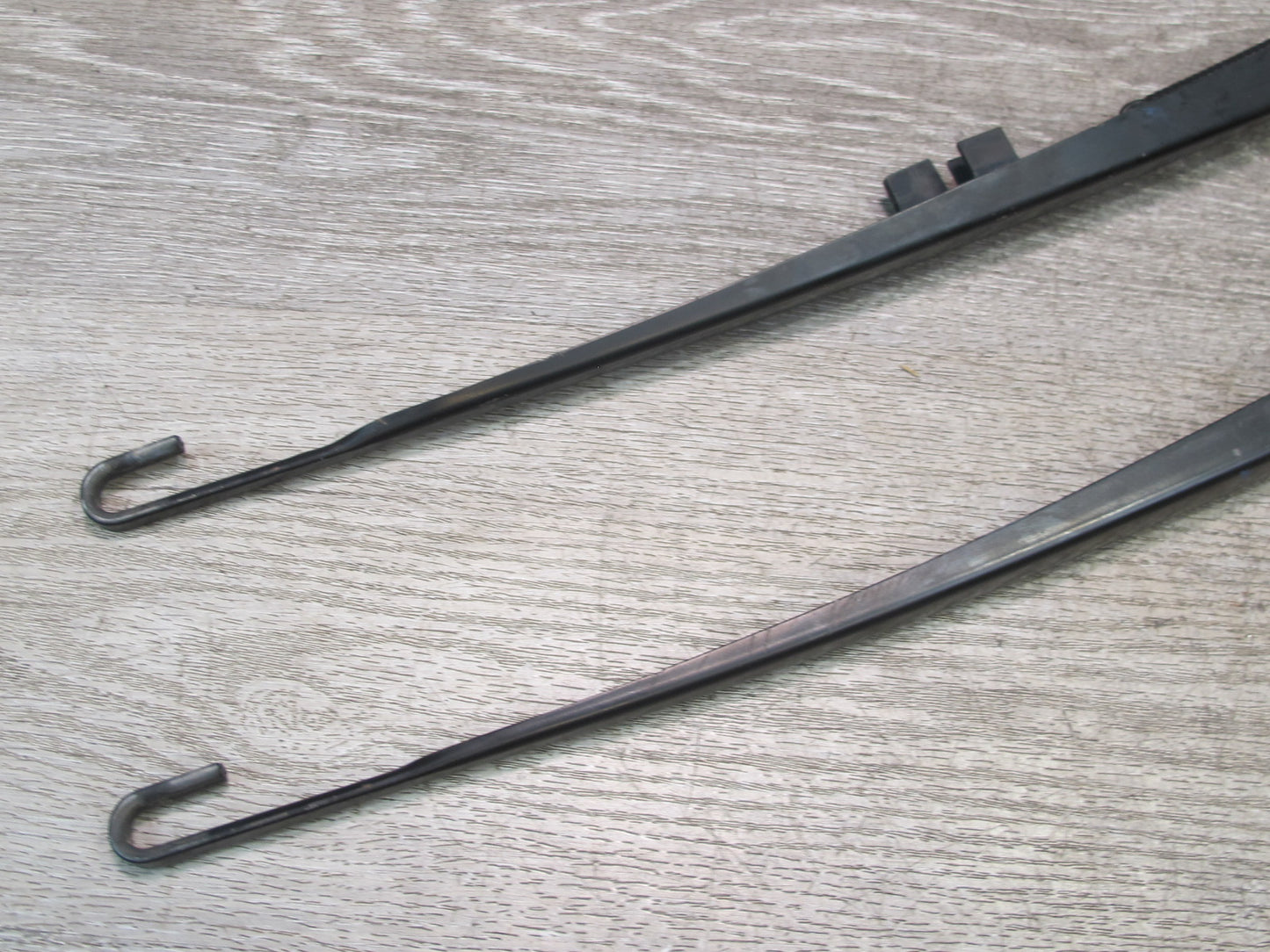 01-06 BMW E46 Coupe Convertible Set of 2 Front Windshield Wiper Arm OEM