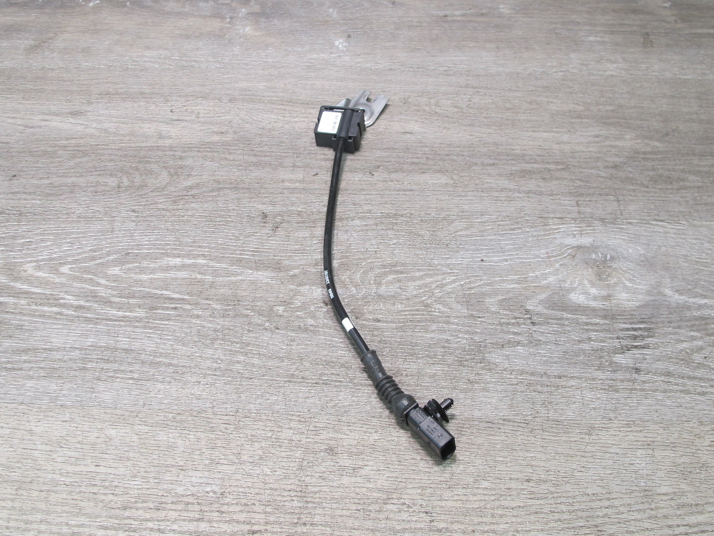 2008-2010 Porsche Cayenne 957 Rear Acceleration Sensor 7L0907673E