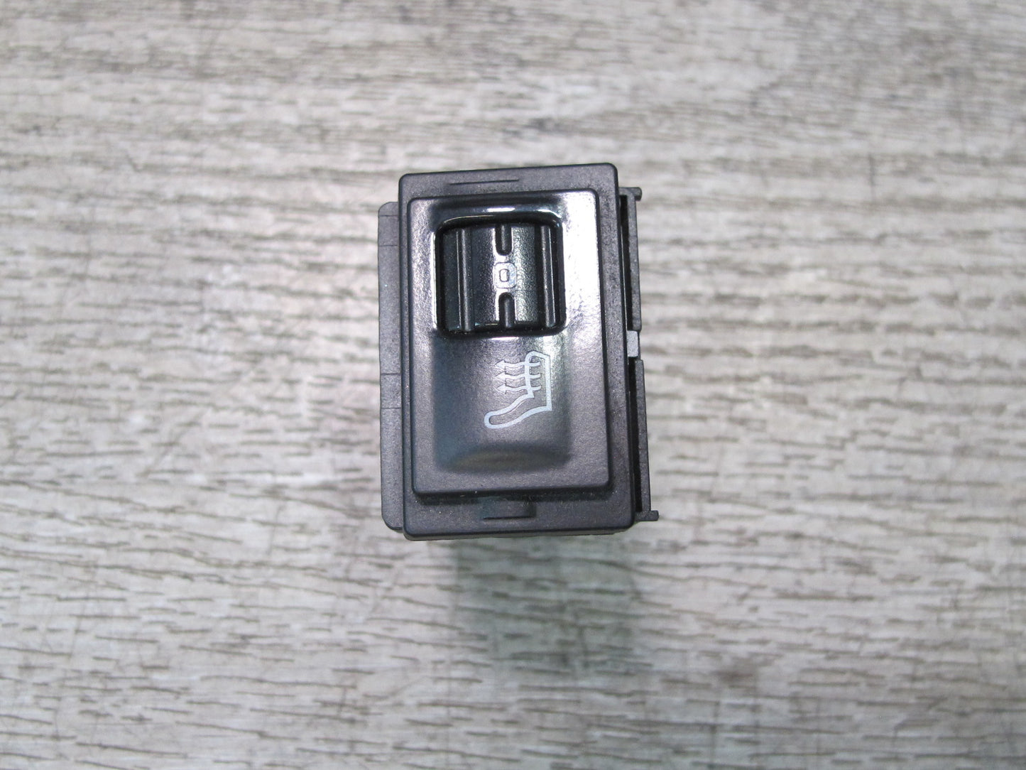 2003-2010 Porsche Cayenne 955 Front Right Heated Seat Switch 7L5963564