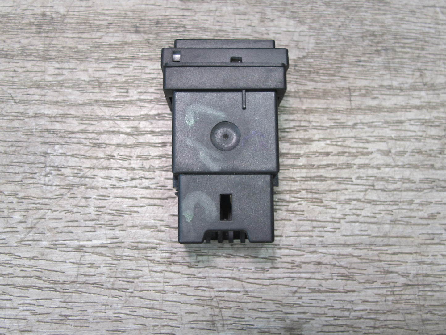 2003-2010 Porsche Cayenne 955 Front Right Heated Seat Switch 7L5963564