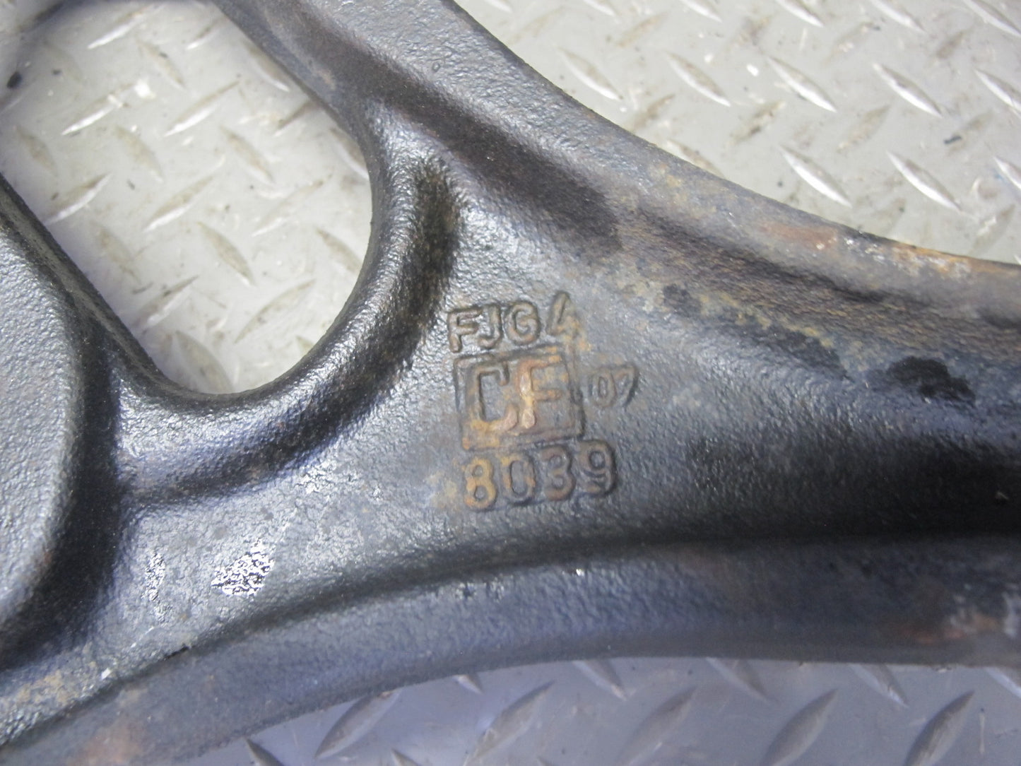 08-10 Porsche Cayenne 957 Front Right Suspension Lower Control Arm 7L0407154C
